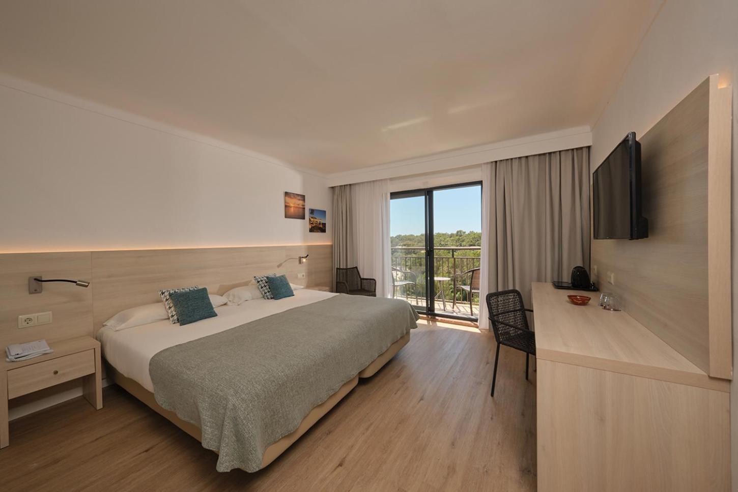 Superior Twin Room Sea View