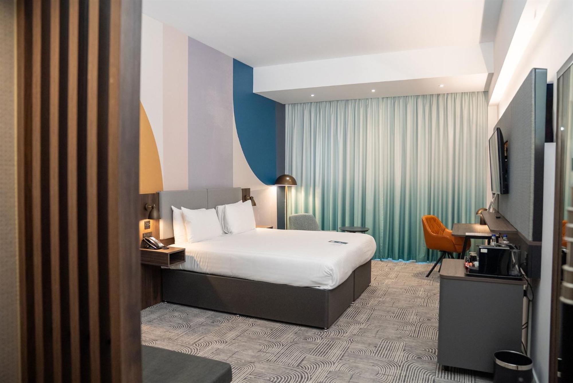 Premium King Room