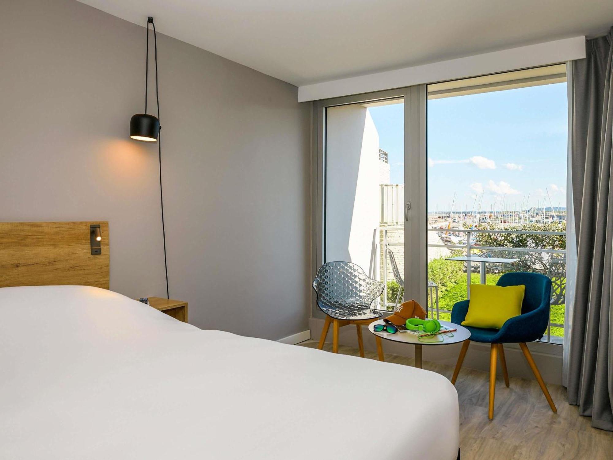 Standard Double Room Garden Side