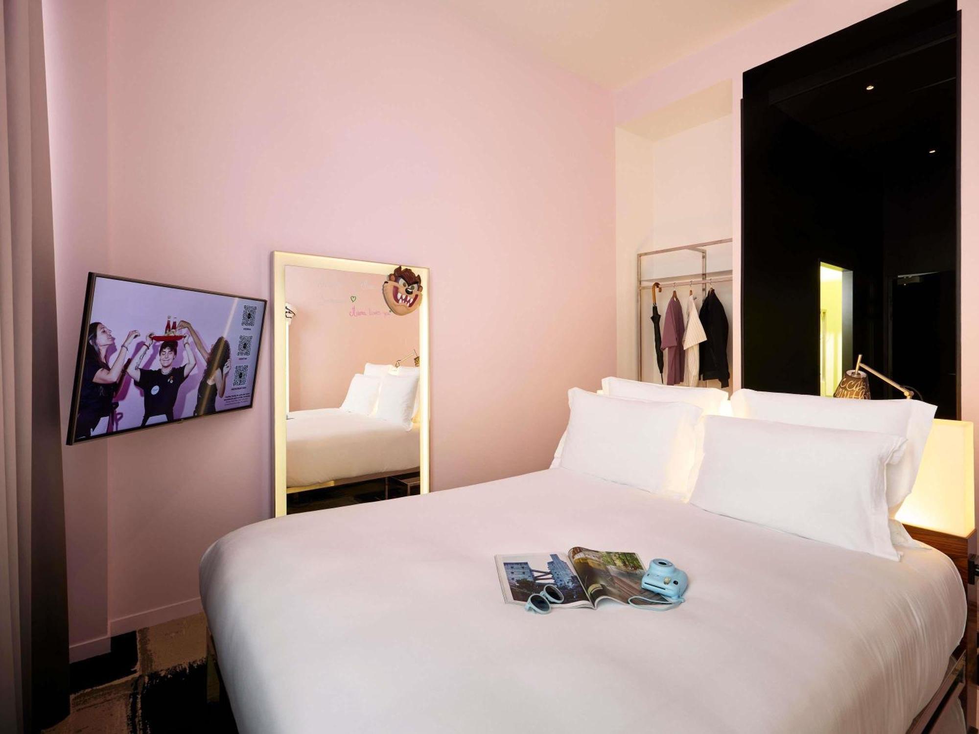 Large Mama Double Room