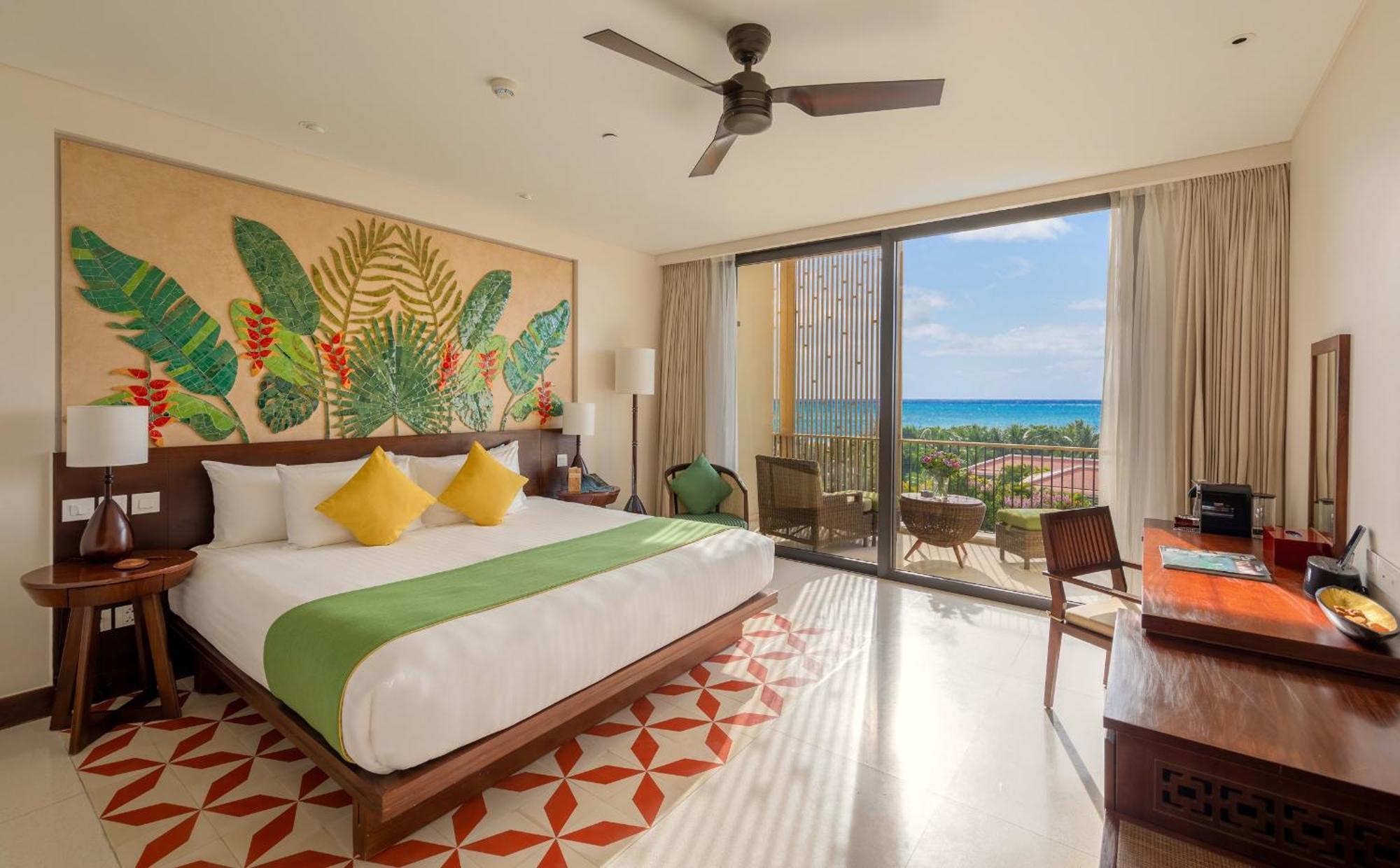 Premium Deluxe Sea Double Room or Twin Room balcony