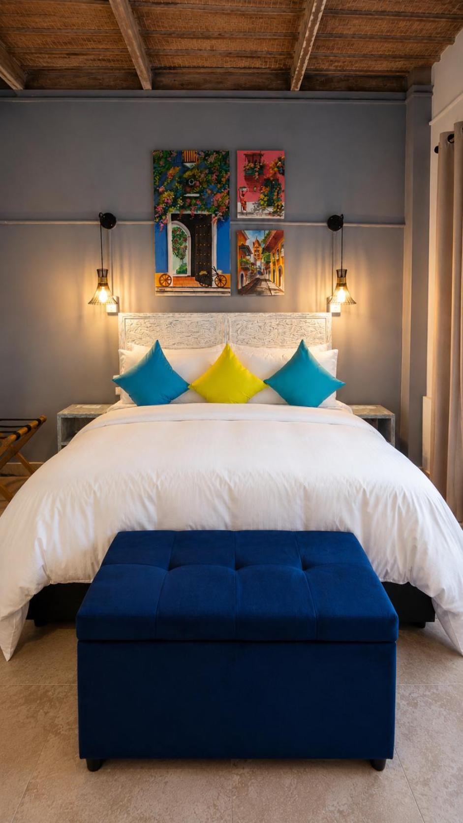 Classic Queen Room