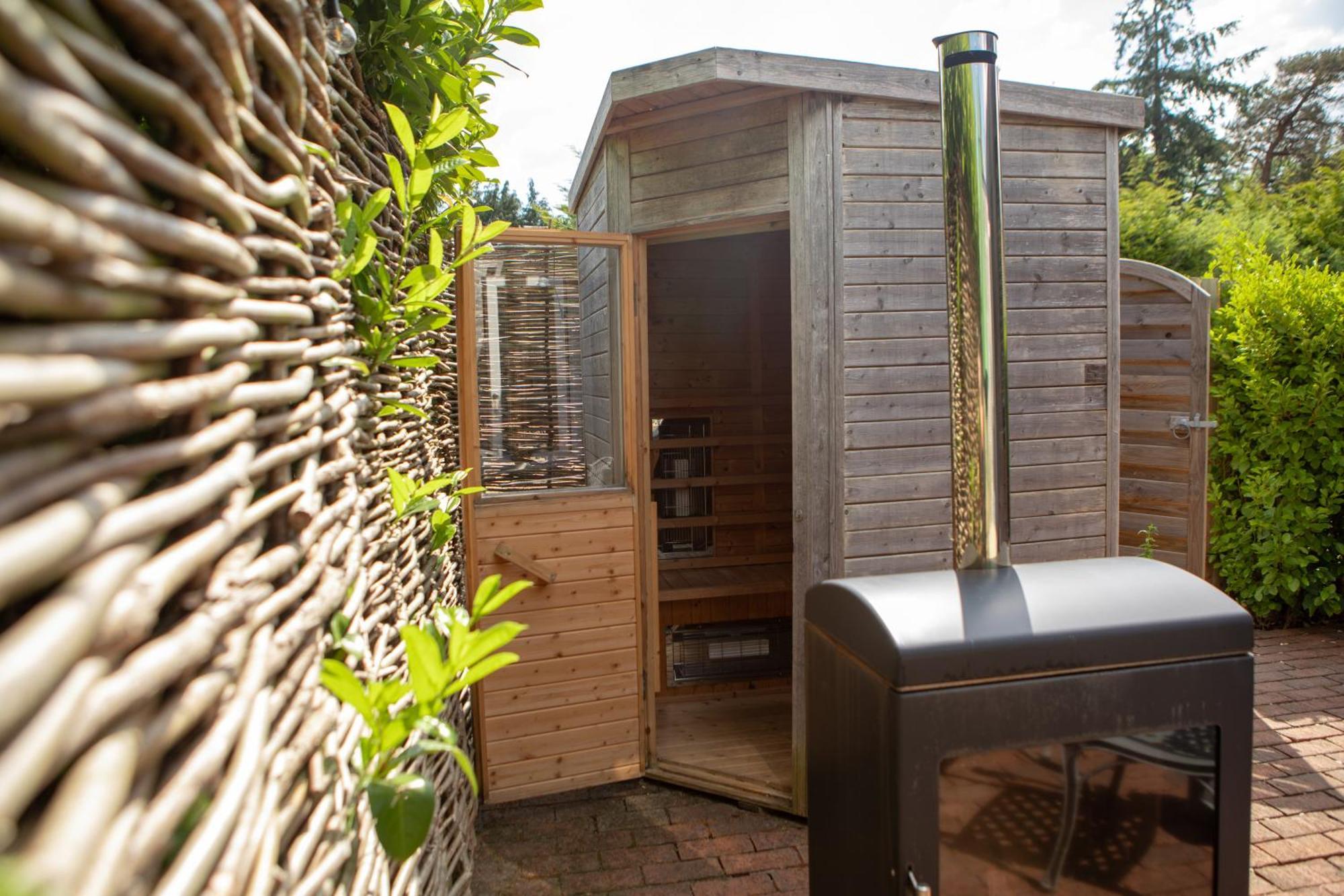 Superior King Suite Garden View