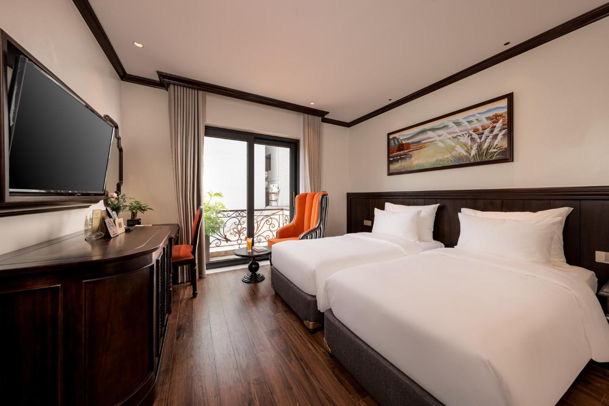 Double or Twin Room Balcony
