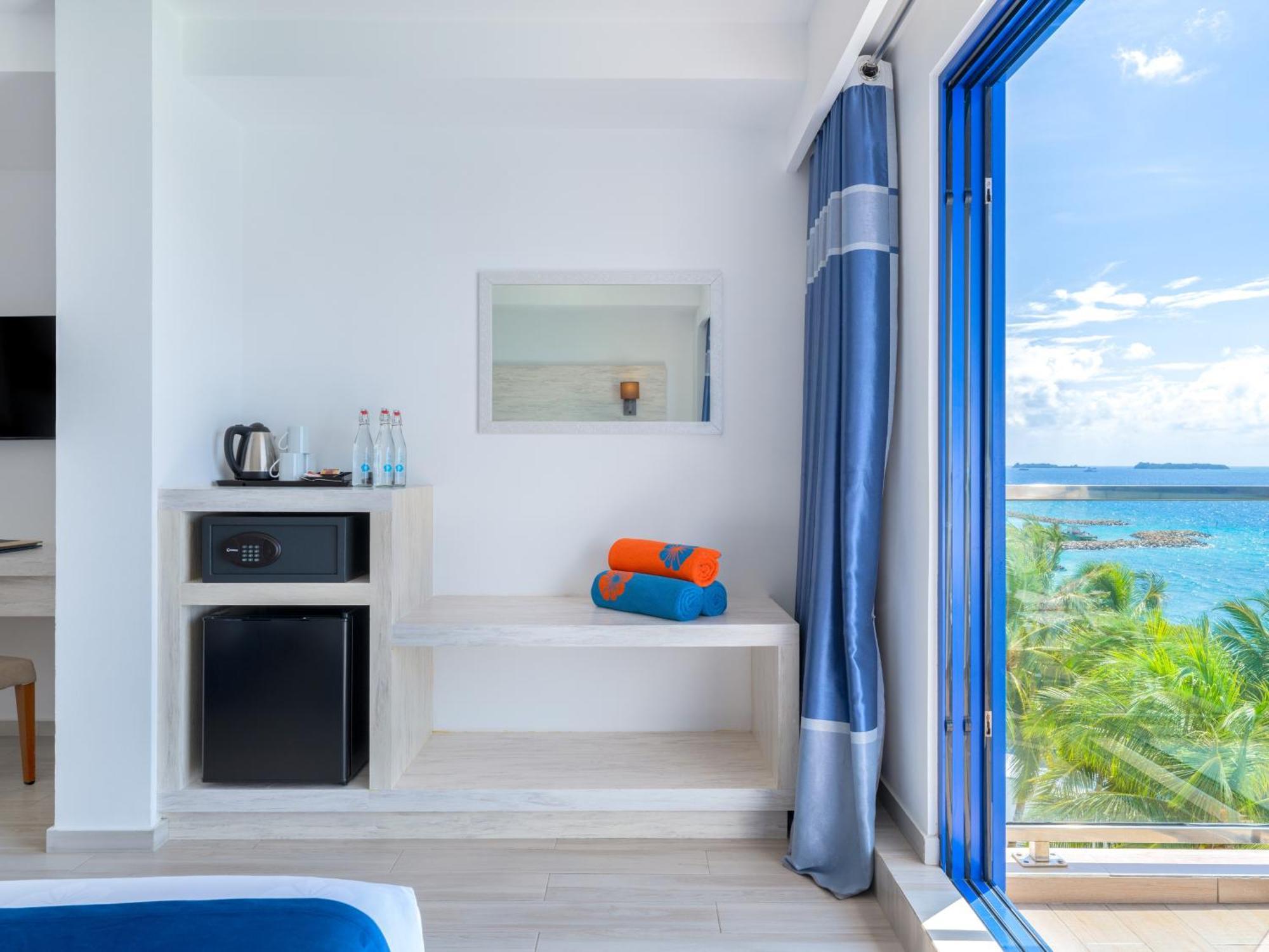 Deluxe Family Room Seaview Balcony