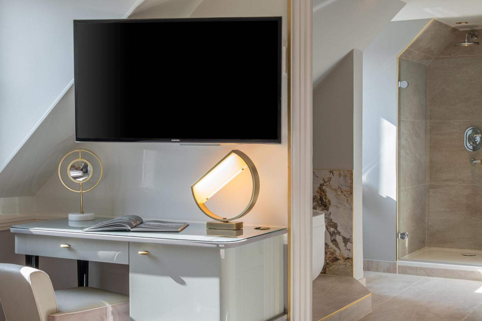 Classic Double or Twin Room
