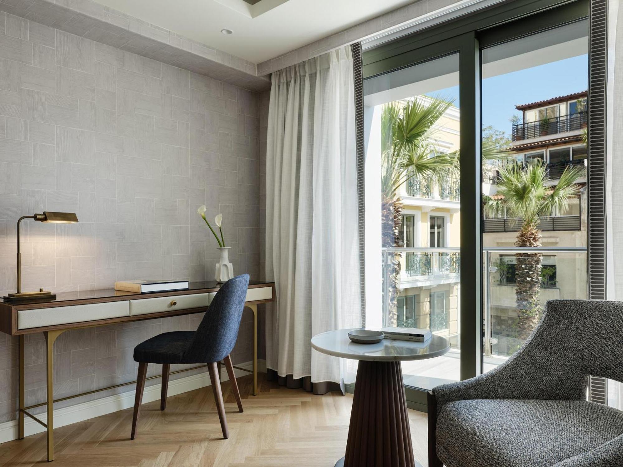 Junior Suite Garden View