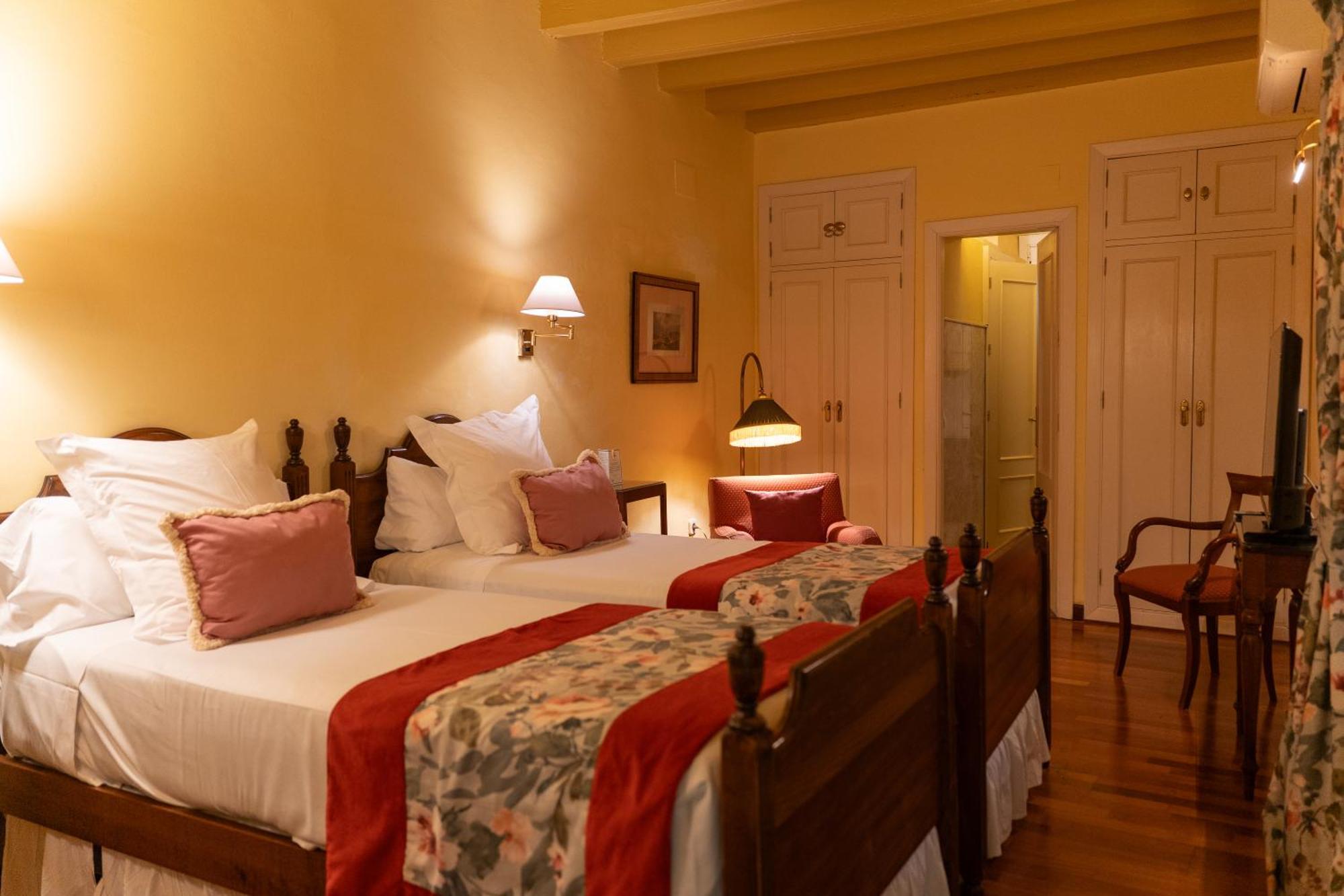 Basic Double Room
