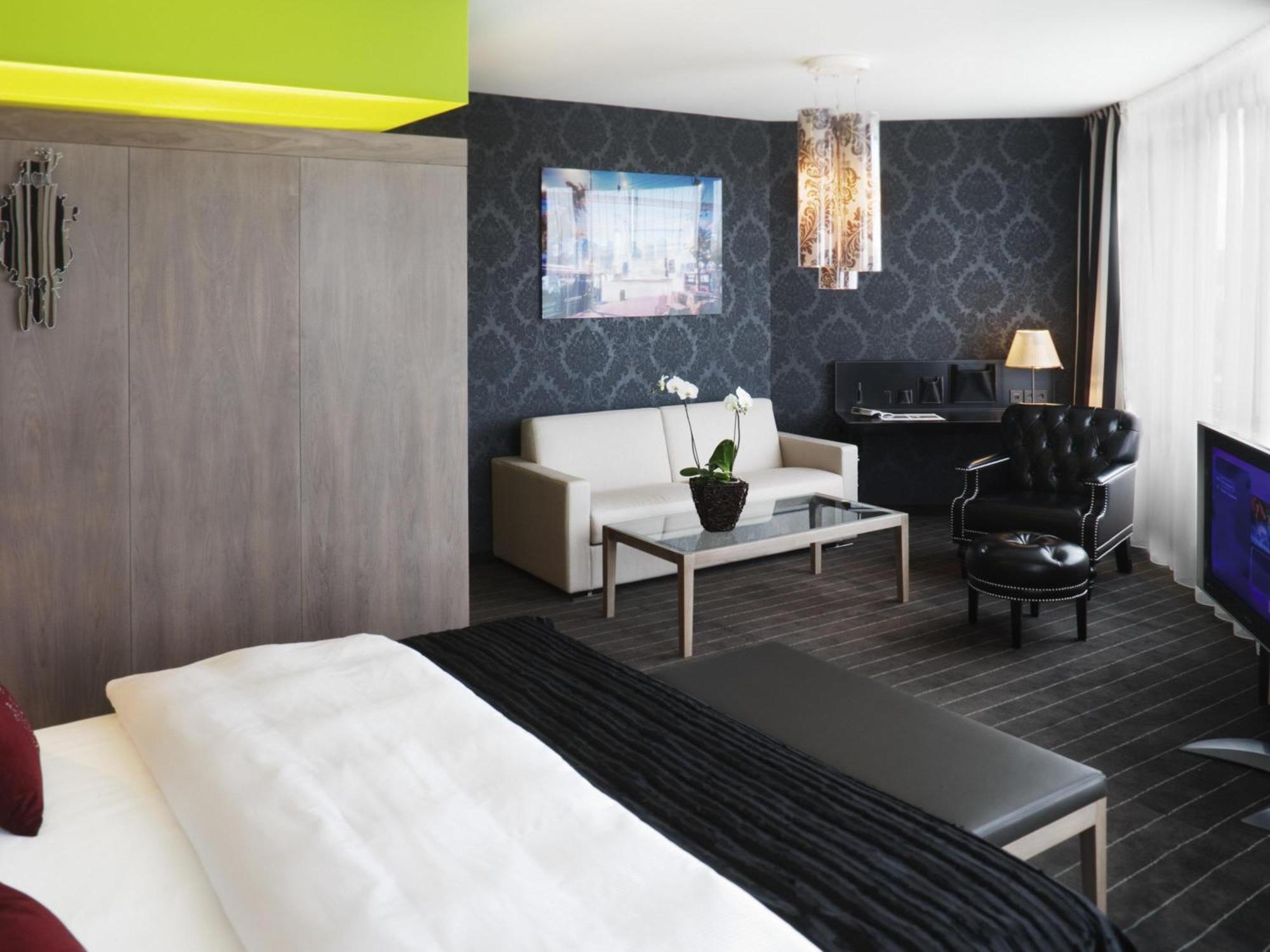 Junior King Suite