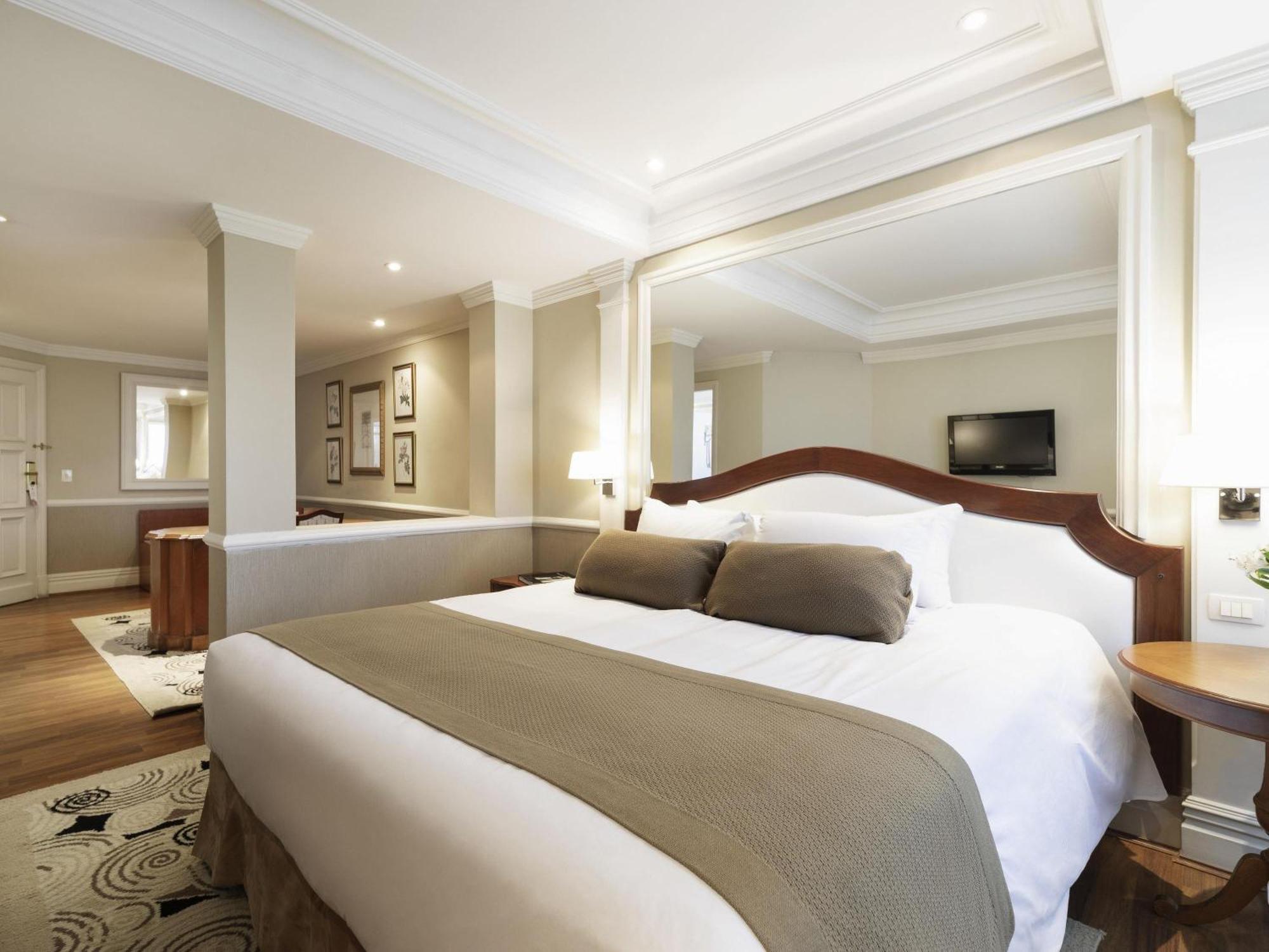 Executive King Room