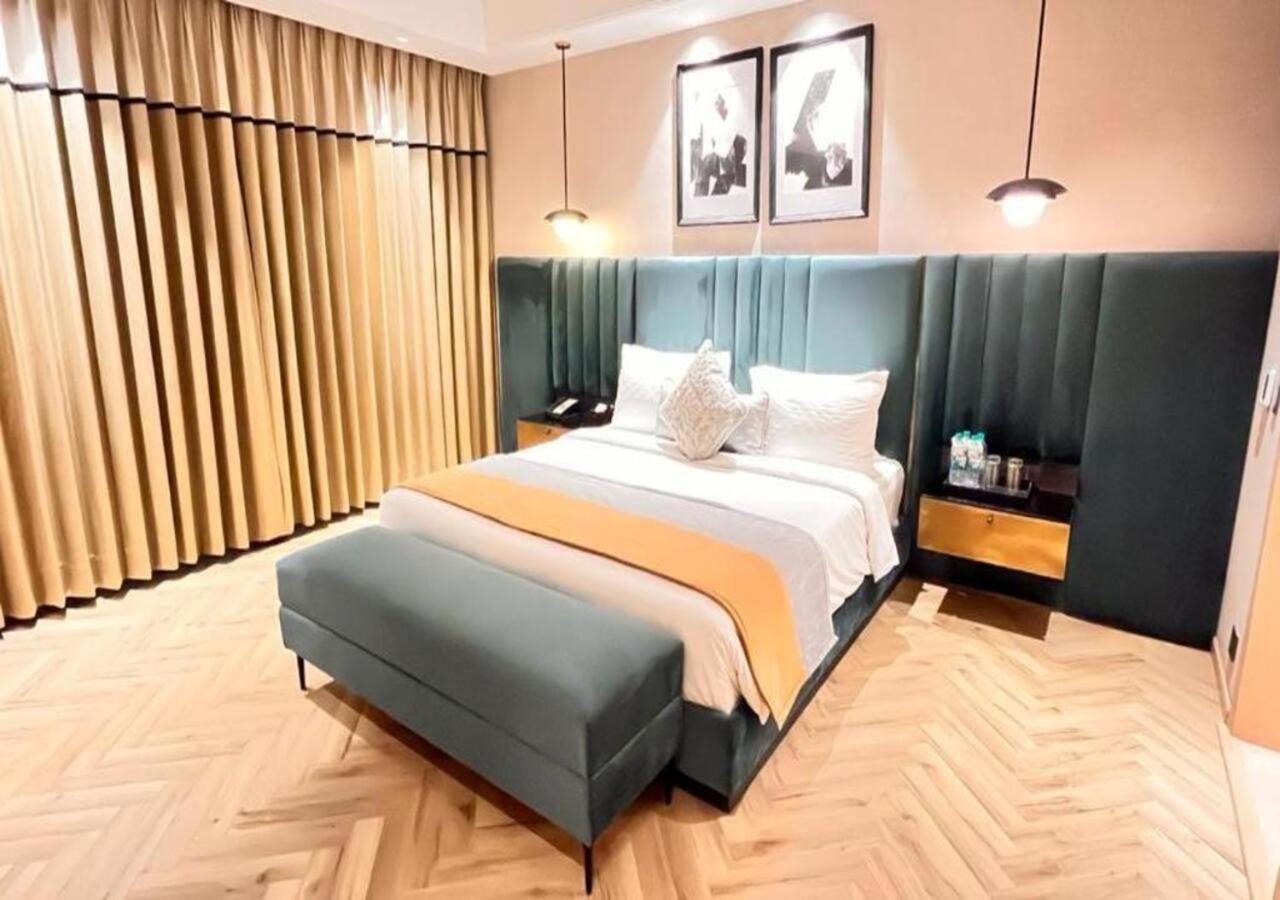 Presidential Suite