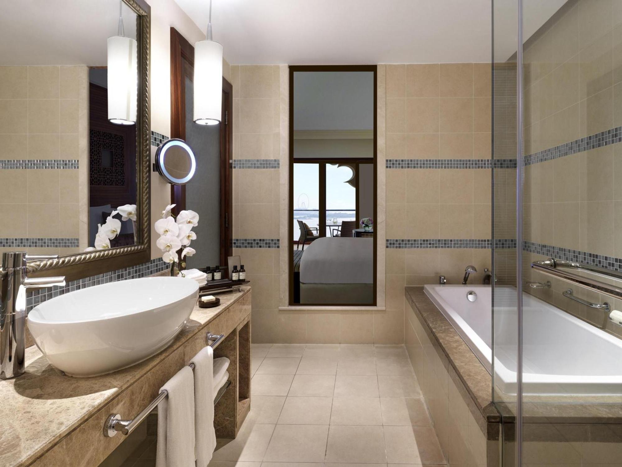 Fairmont Heritage King Room