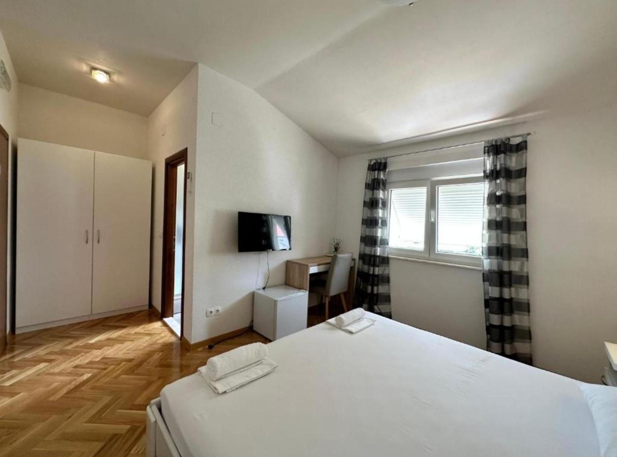 Double Room 7