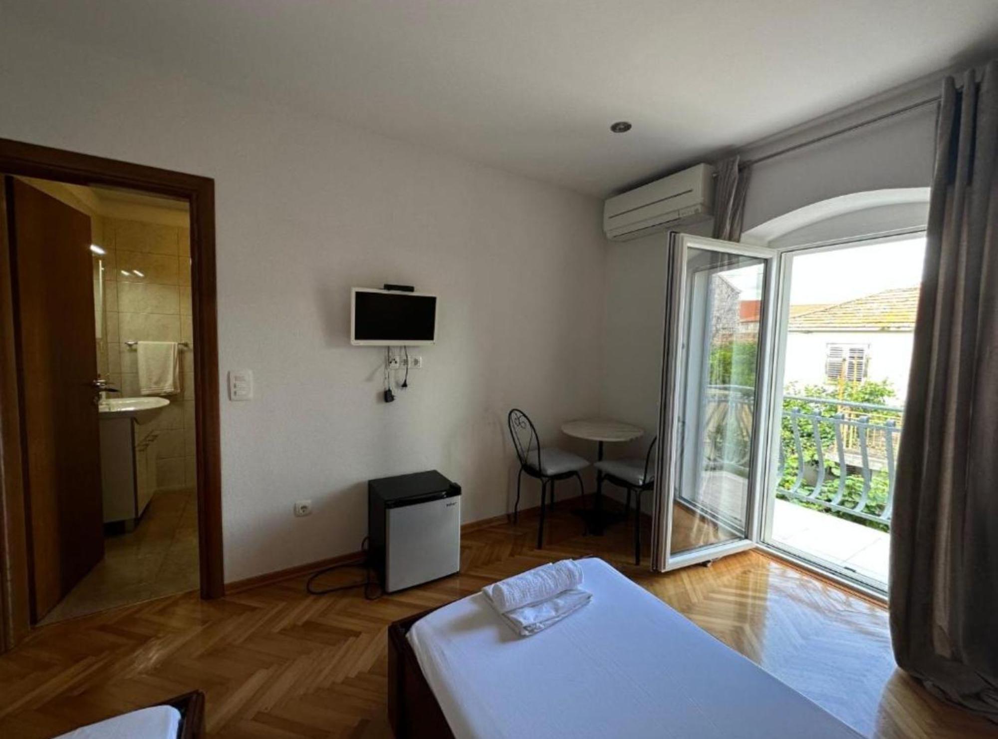 Double Room 7