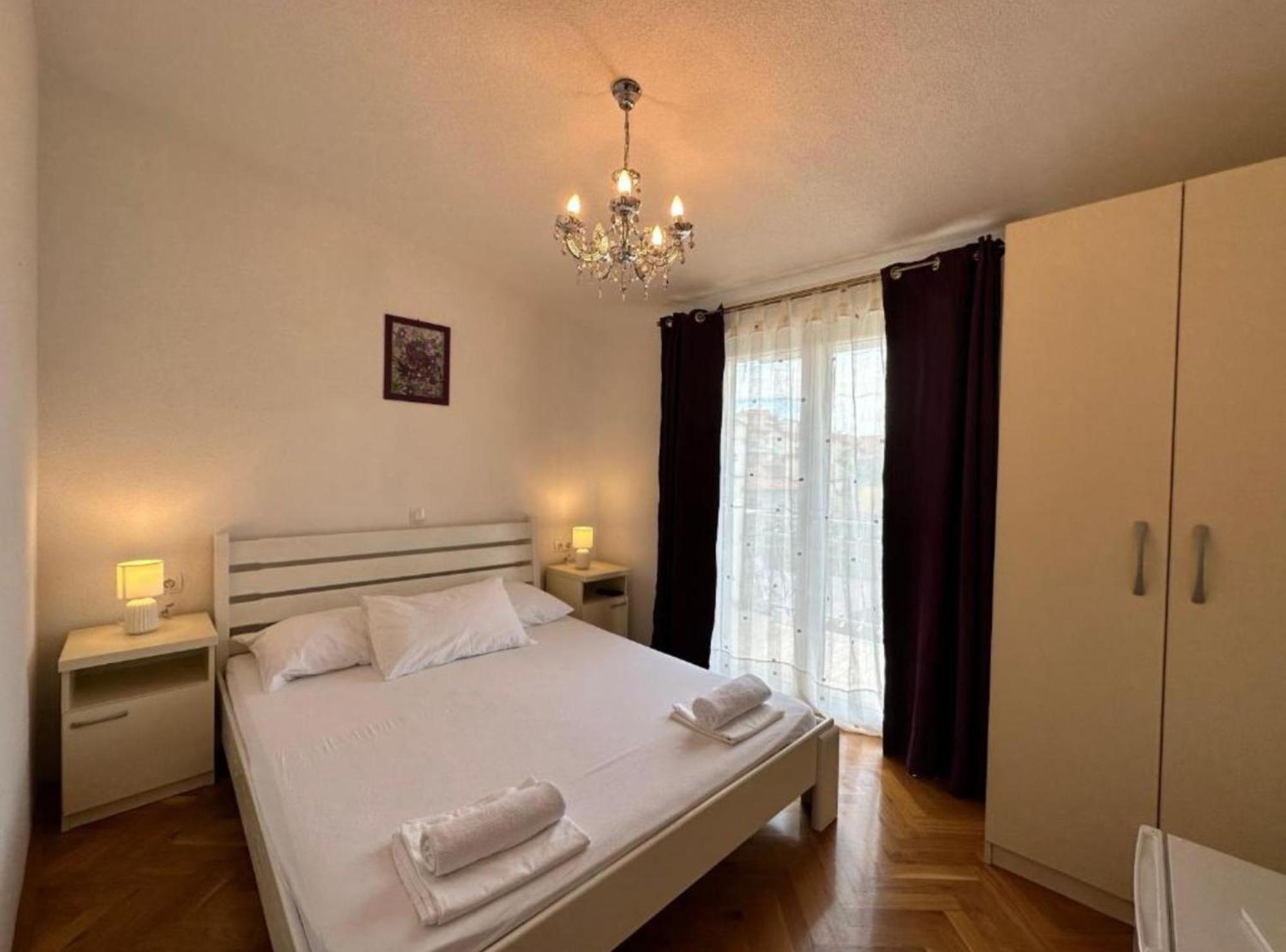 Double Room 7
