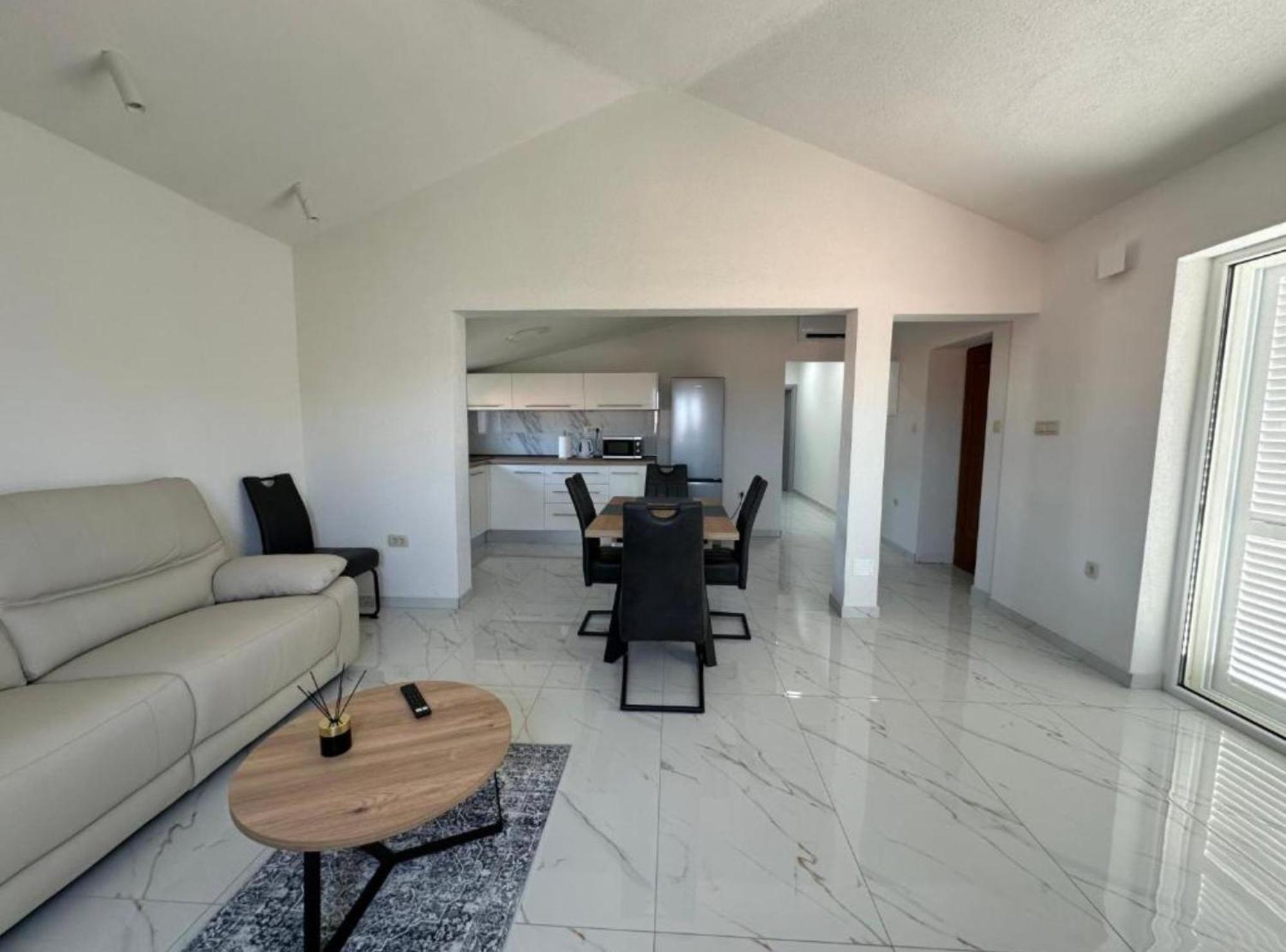 Double Room 7