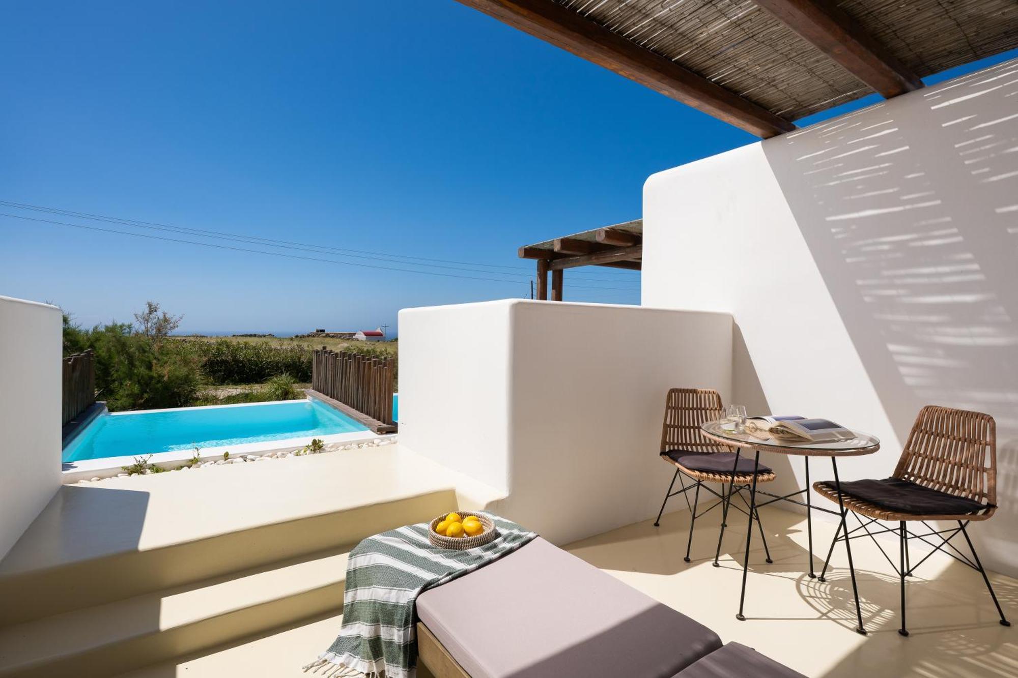 Double Bed Luxury Boutique Suite Private Plunge Pool