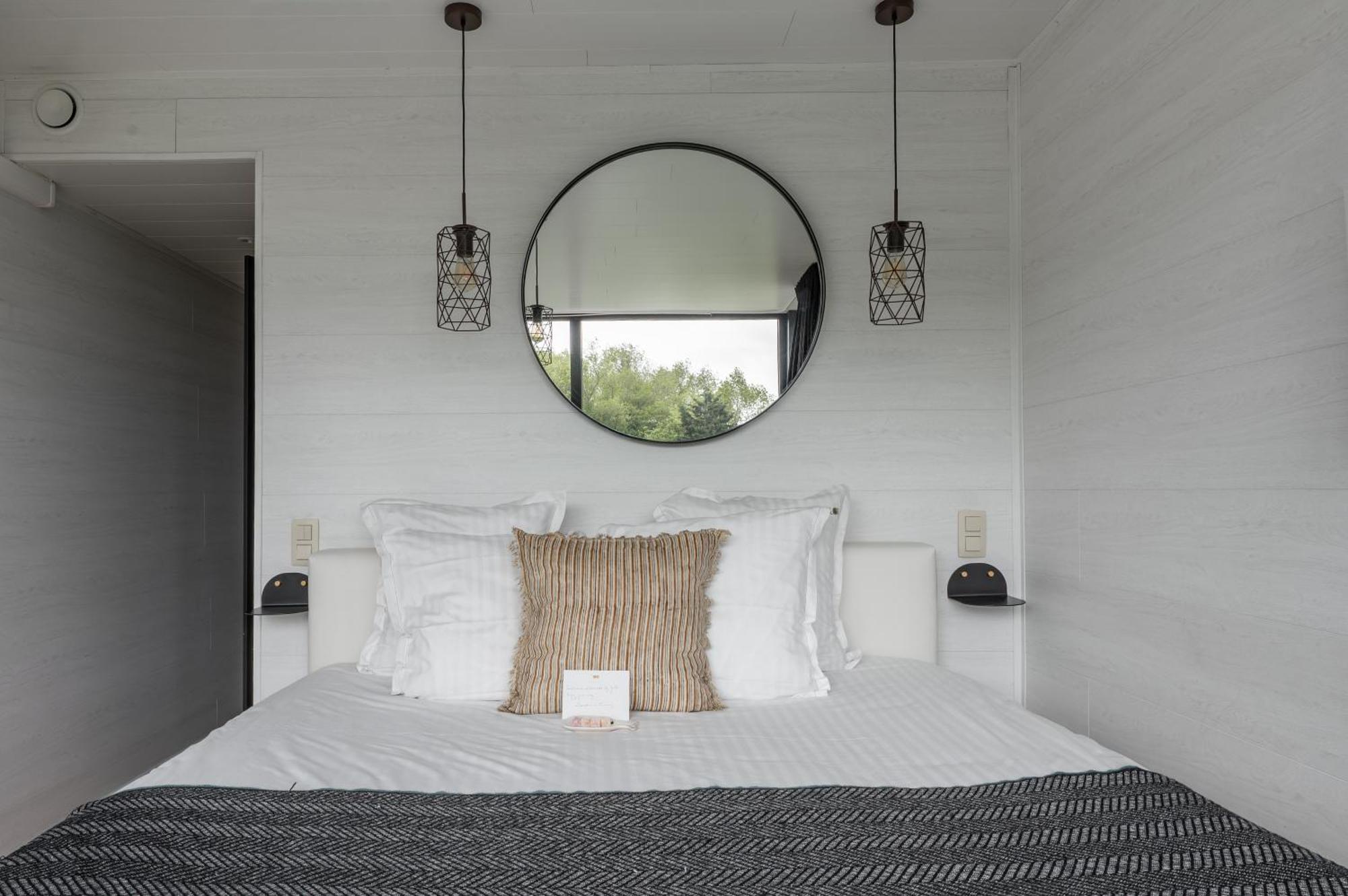 Family Room Bath