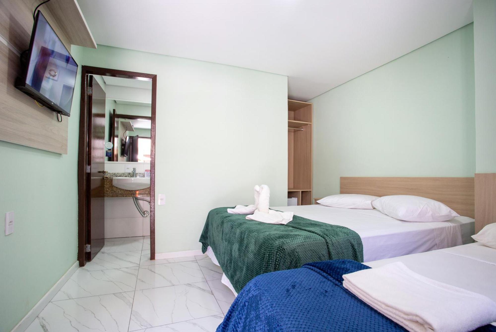 Basic Triple Room