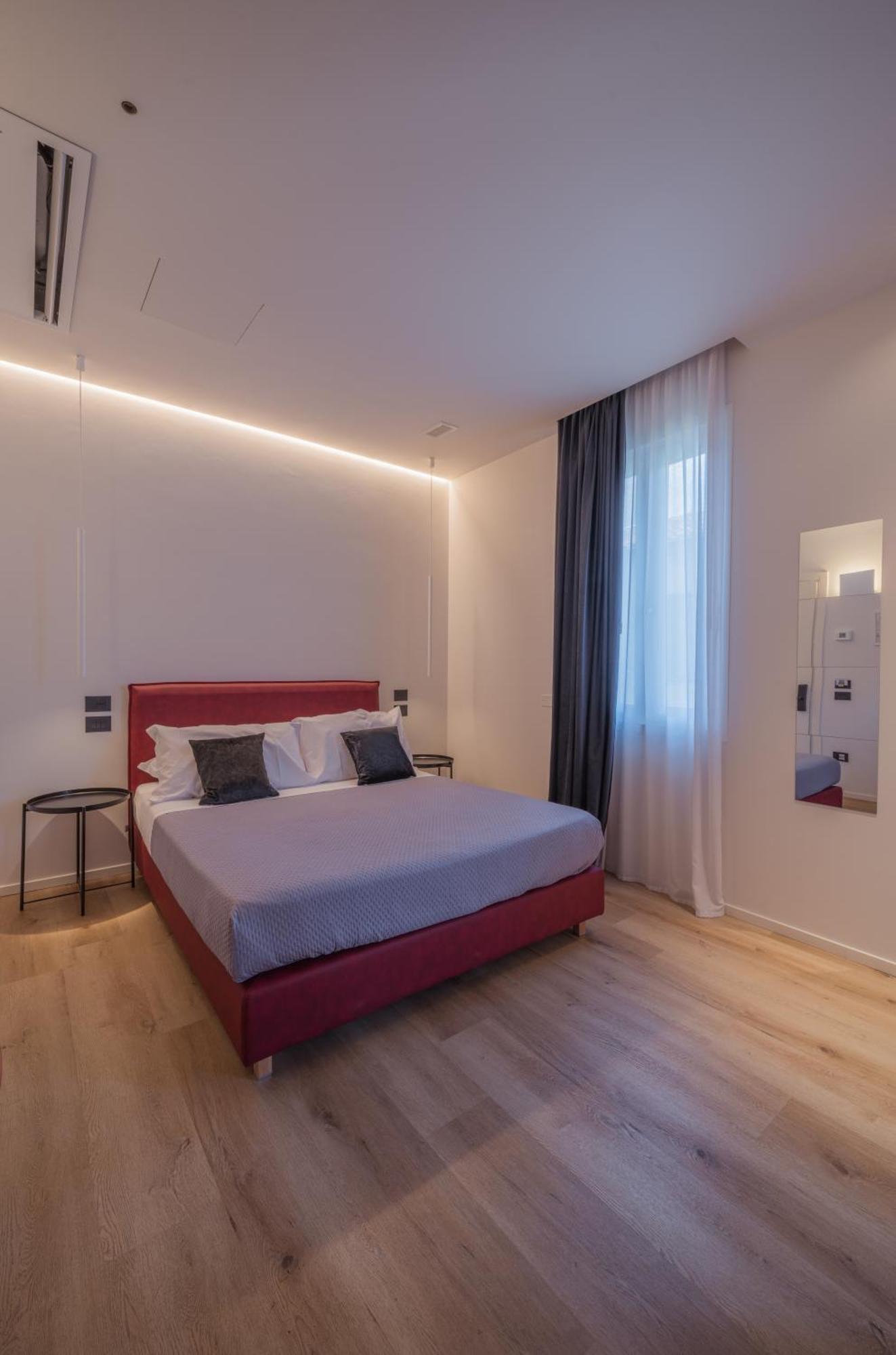Double Room Private Bathroom