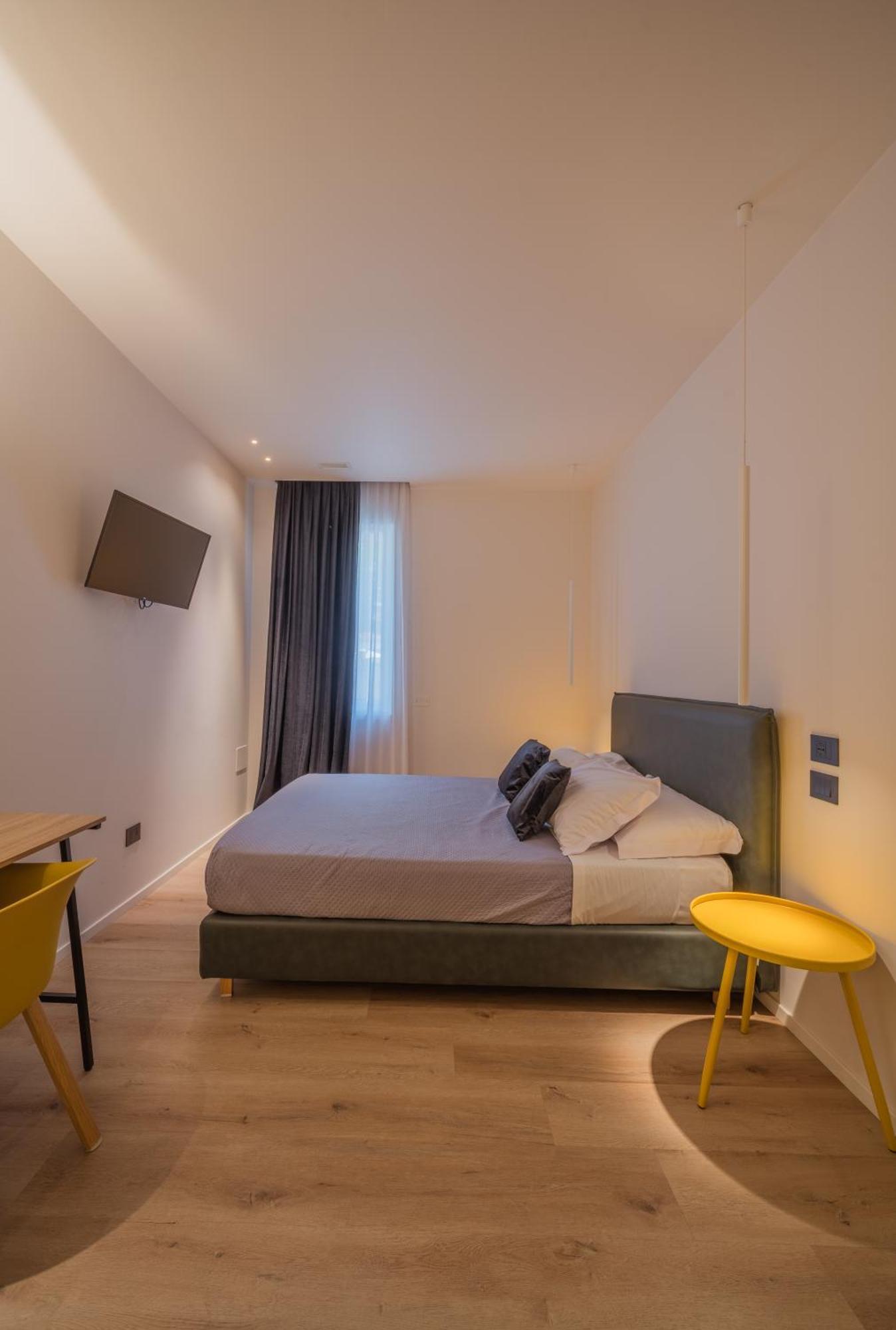 Double Room Private Bathroom
