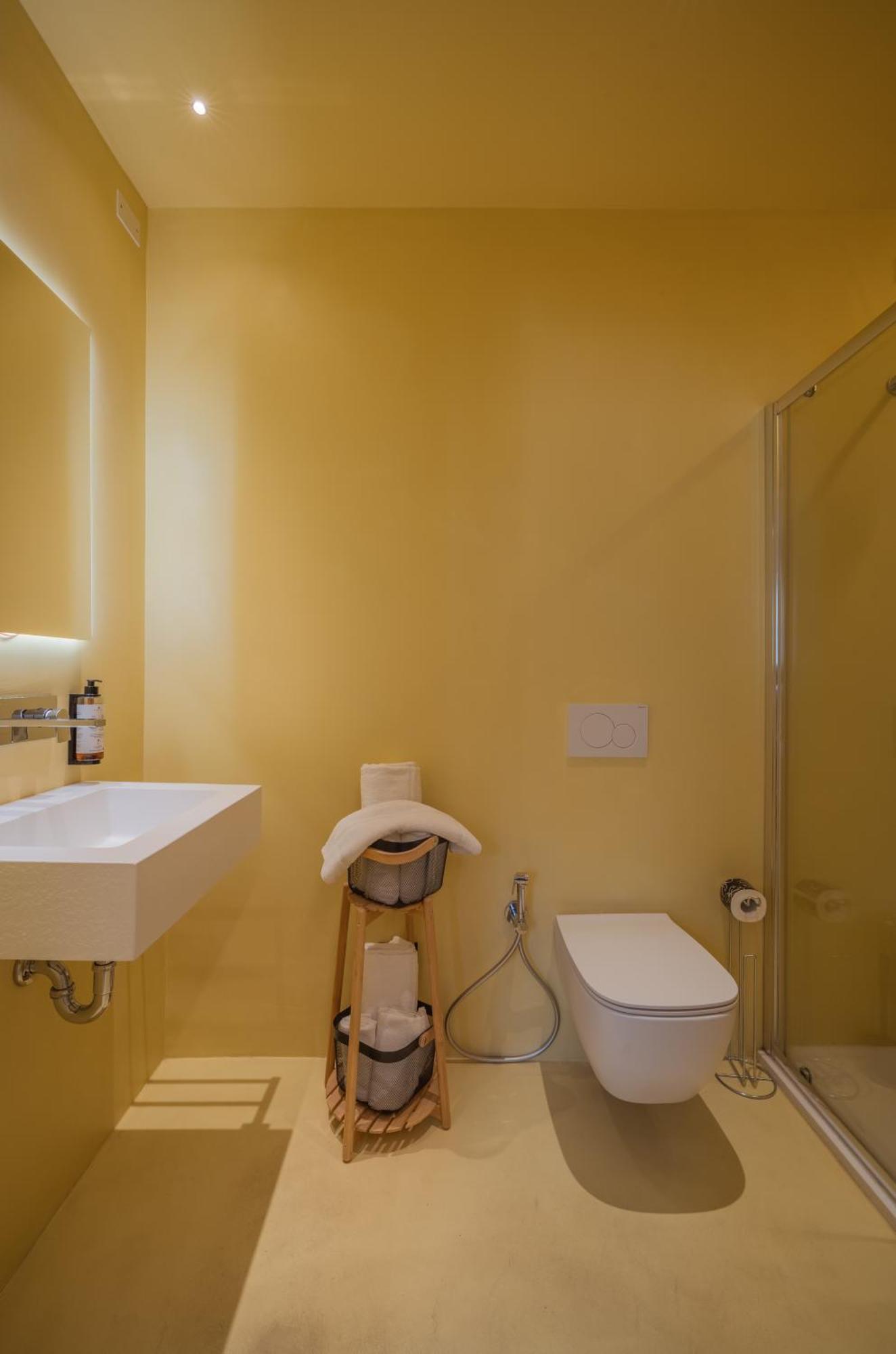 Double Room Private Bathroom