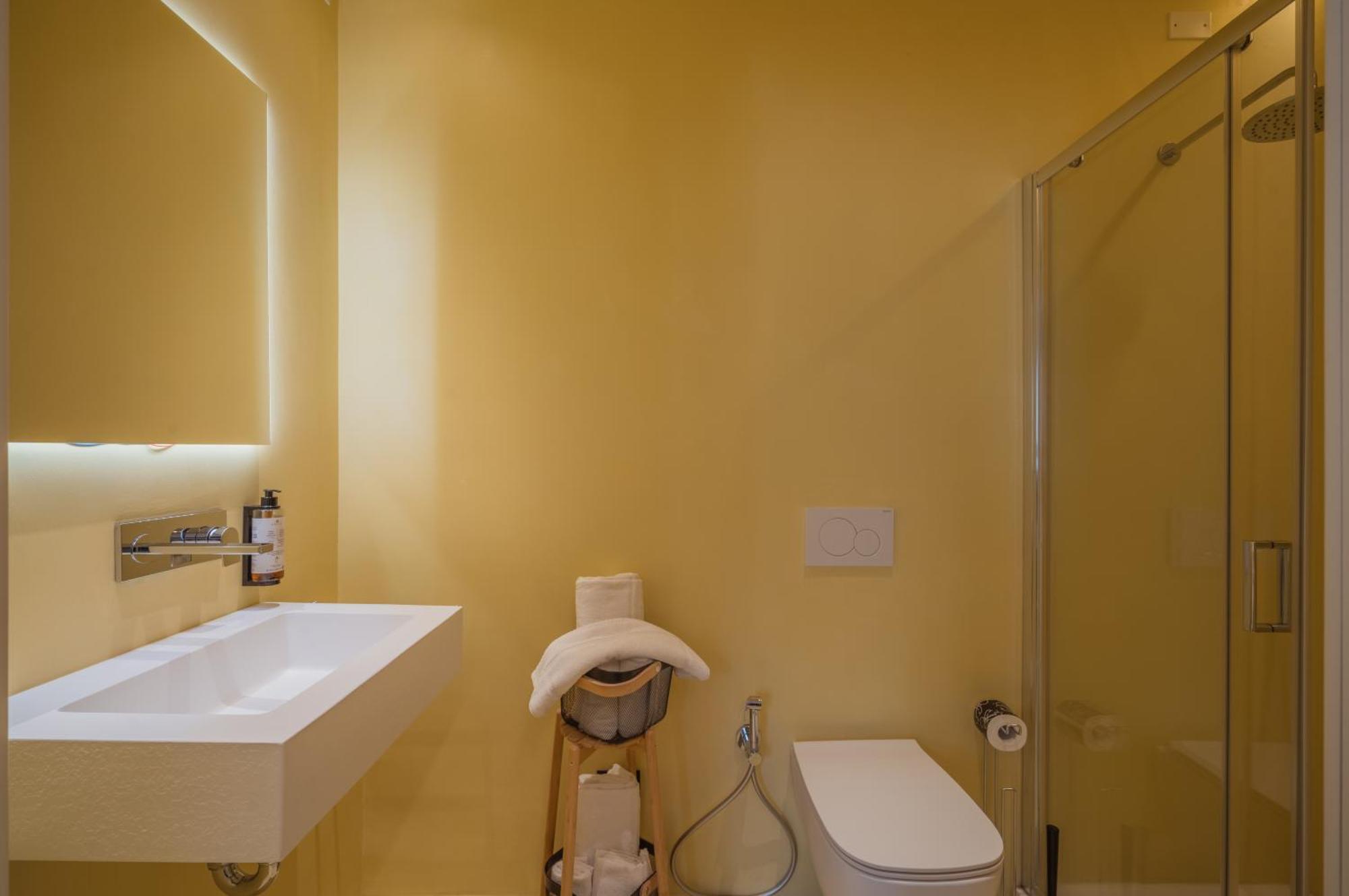 Double Room Private Bathroom