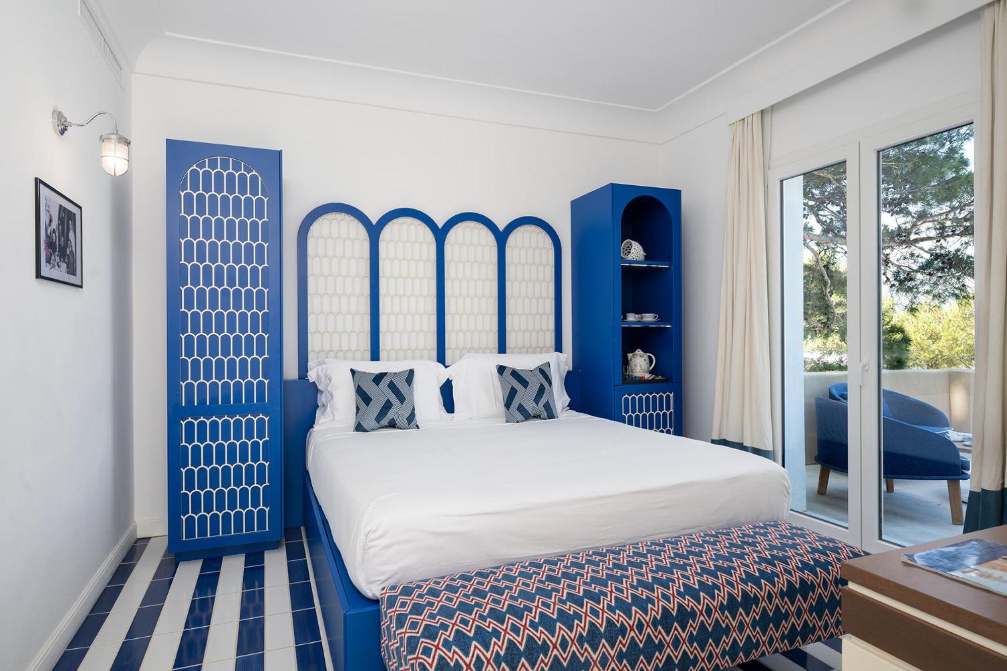 Superior Double Room Spa Bath Sea View