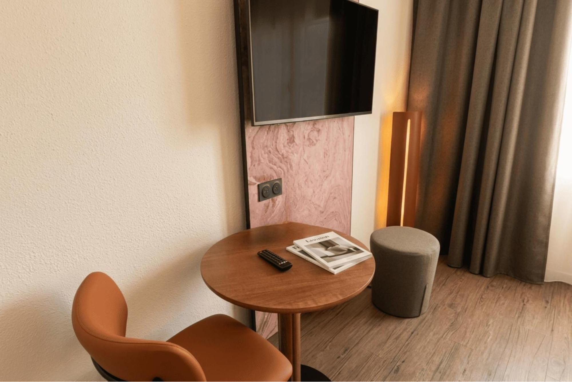 Double Room Garrigue side