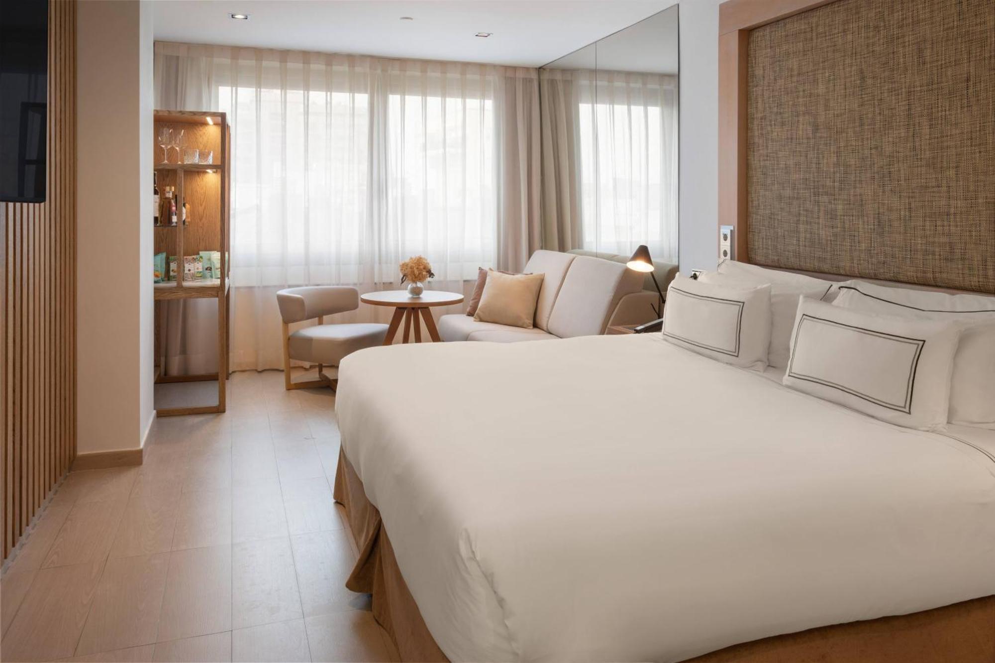 The Level Grand Premium Double Room,1772883060:JPEG