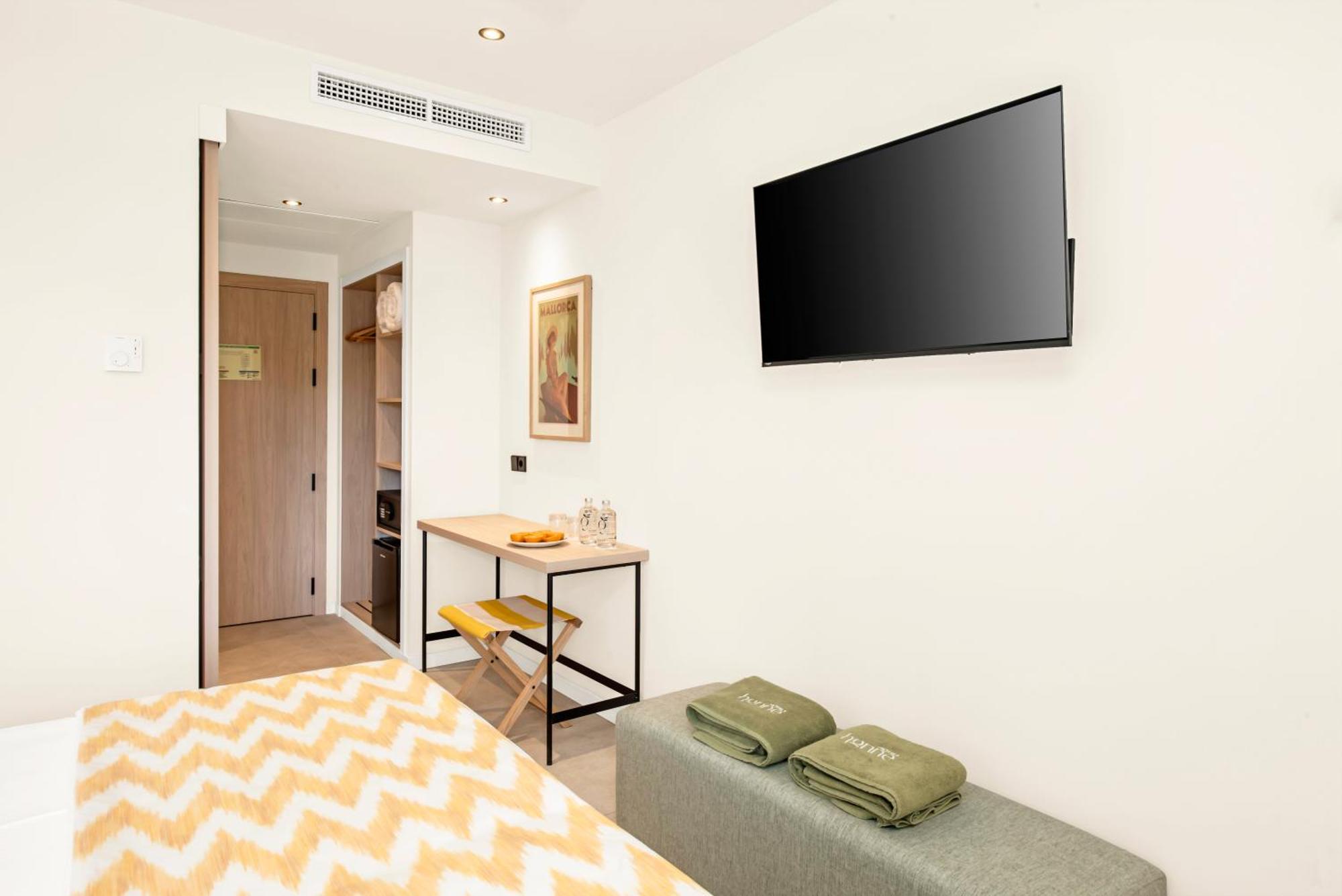 Double or Twin Room Unlimited Brunch