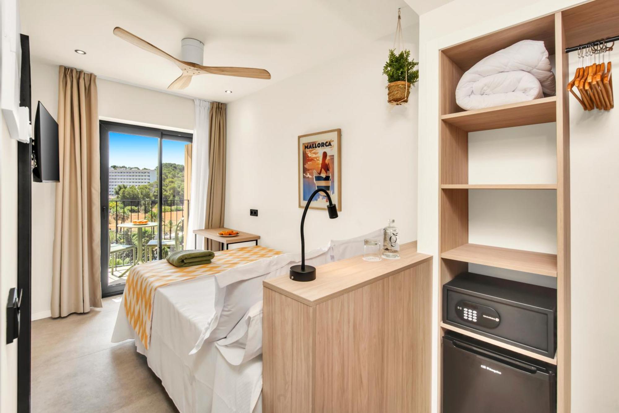 Single Room Unlimited Brunch
