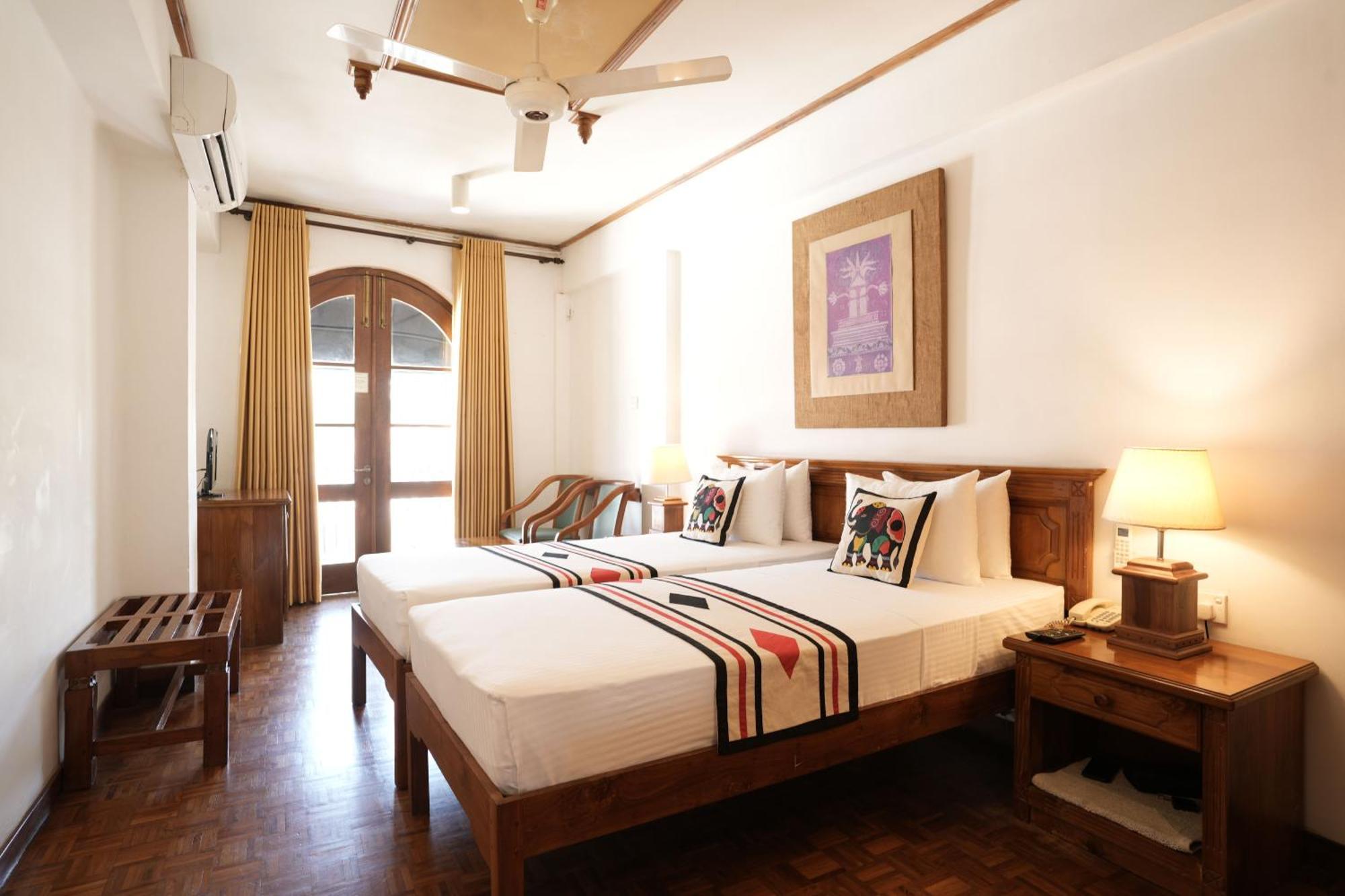 Deluxe Twin or Double Room on Food & Beverage
