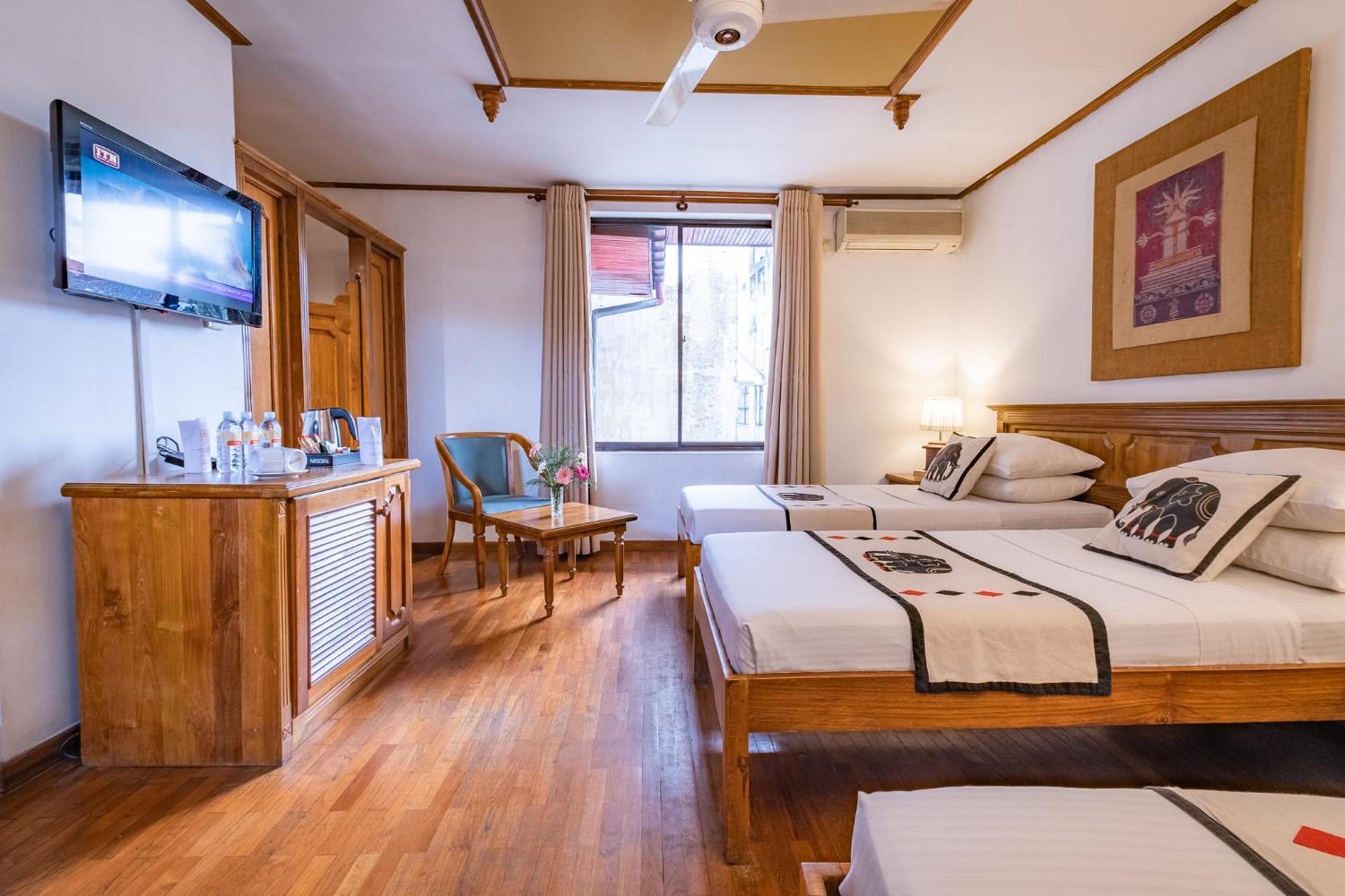 Deluxe Triple Room on Food & Beverage
