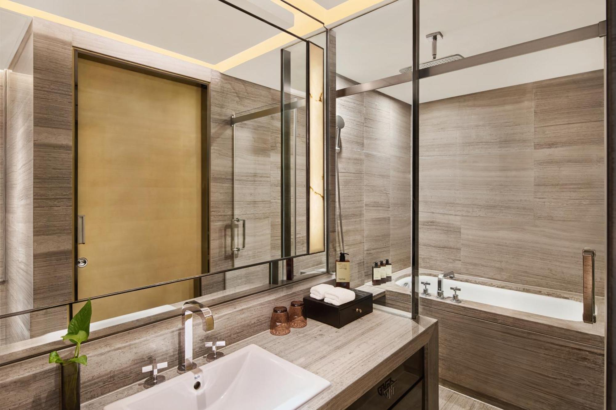 One-Bedroom Suite