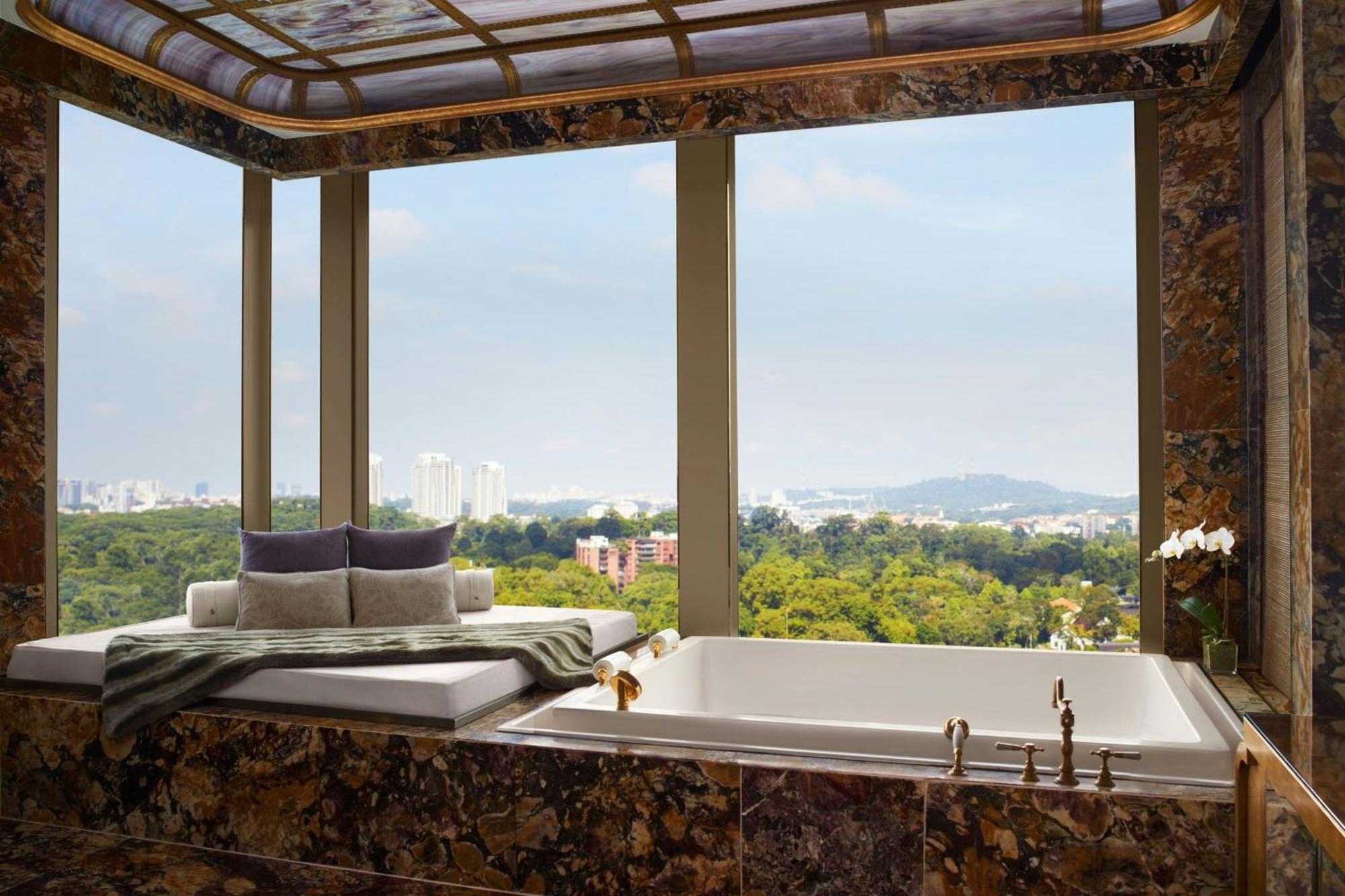 Presidential, Suite, 1 King, Botanical Garden View