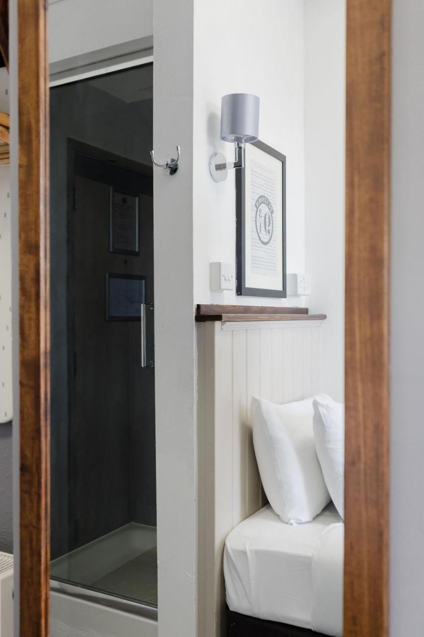 Single Room Shared Toilet