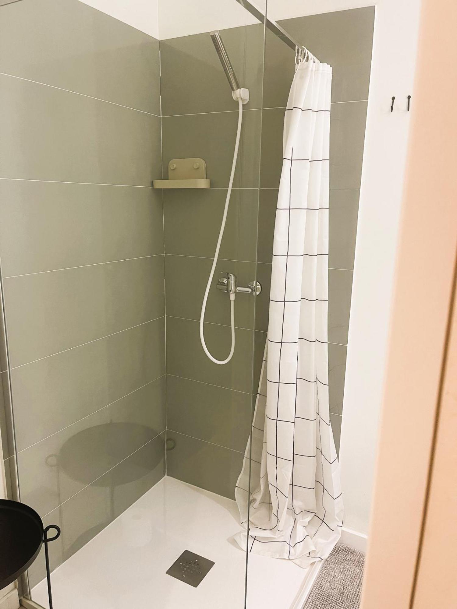 Double Room Private Bathroom