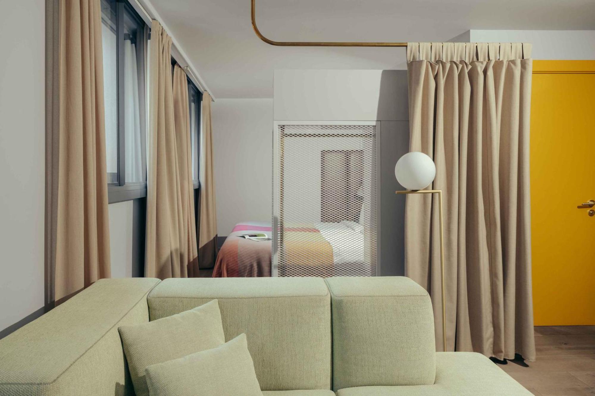 Open Plan Suite – Twin