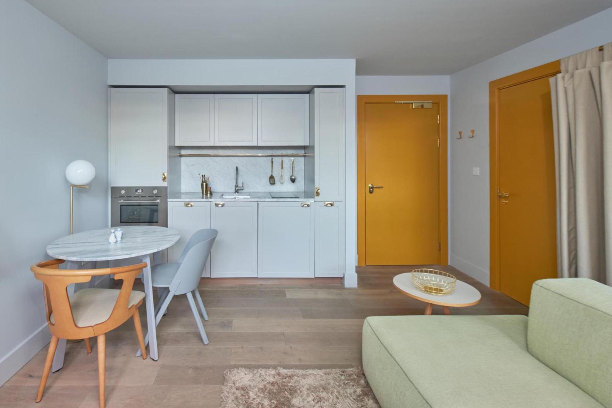 Open Plan Suite