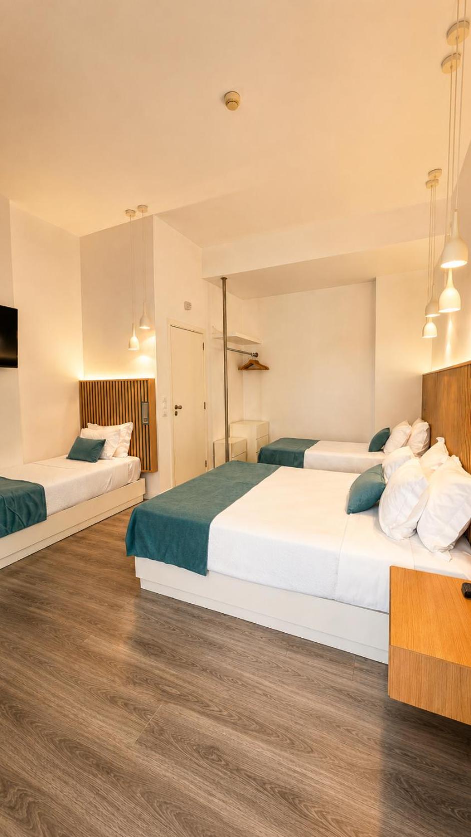 Triple Room