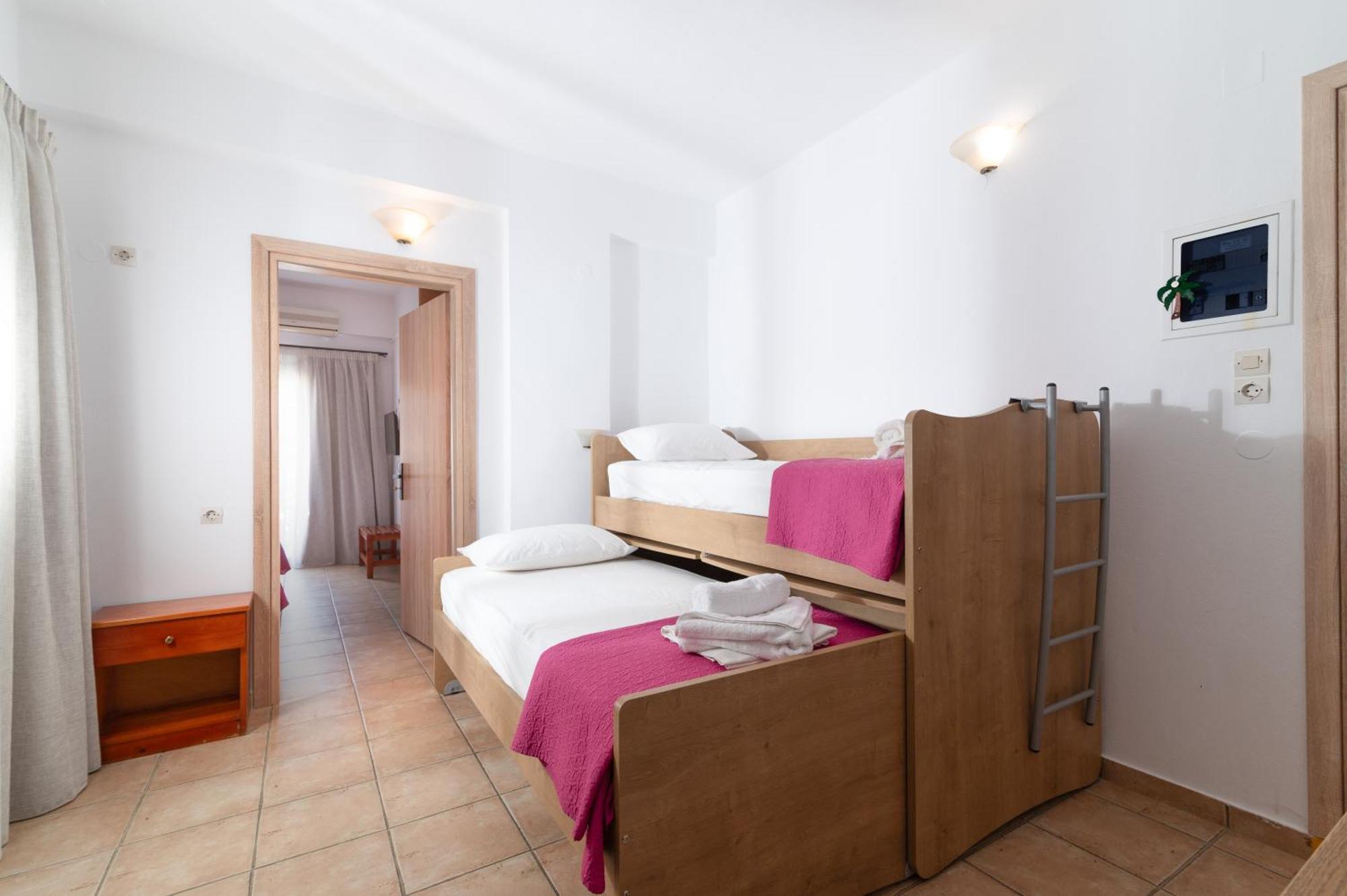Two-Bedroom Apartment the Annex Directly Opposite the Main Building