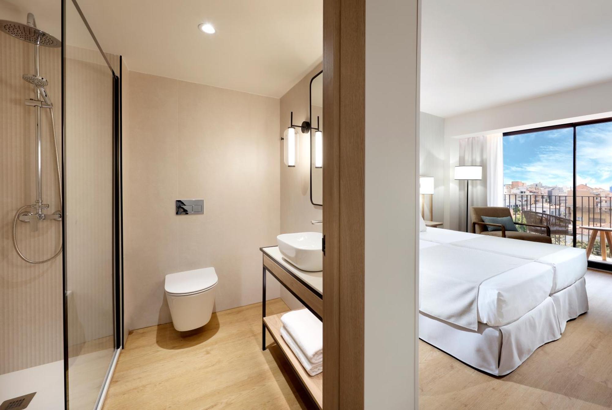 Double Room Pool View