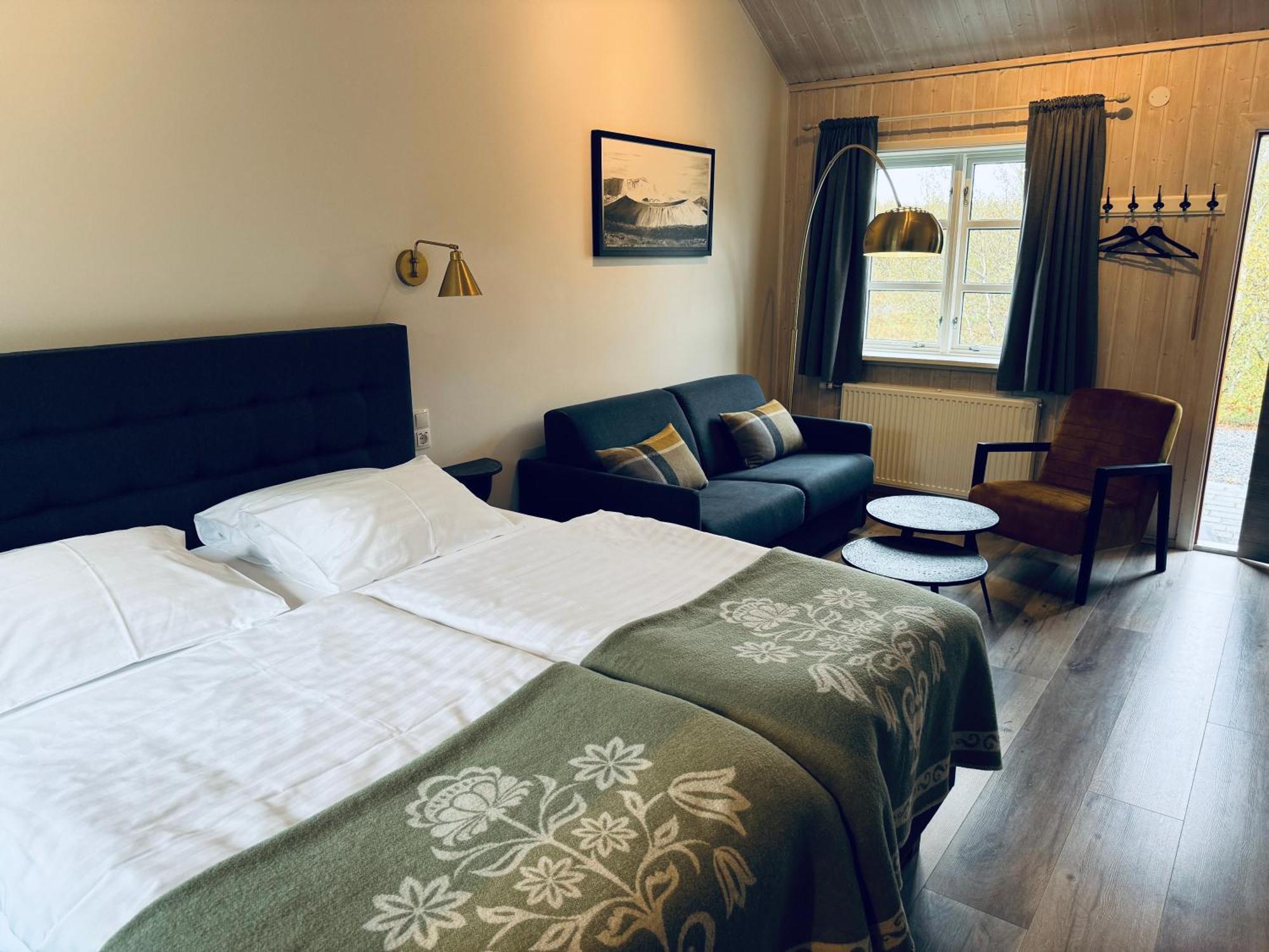 Superior King Room