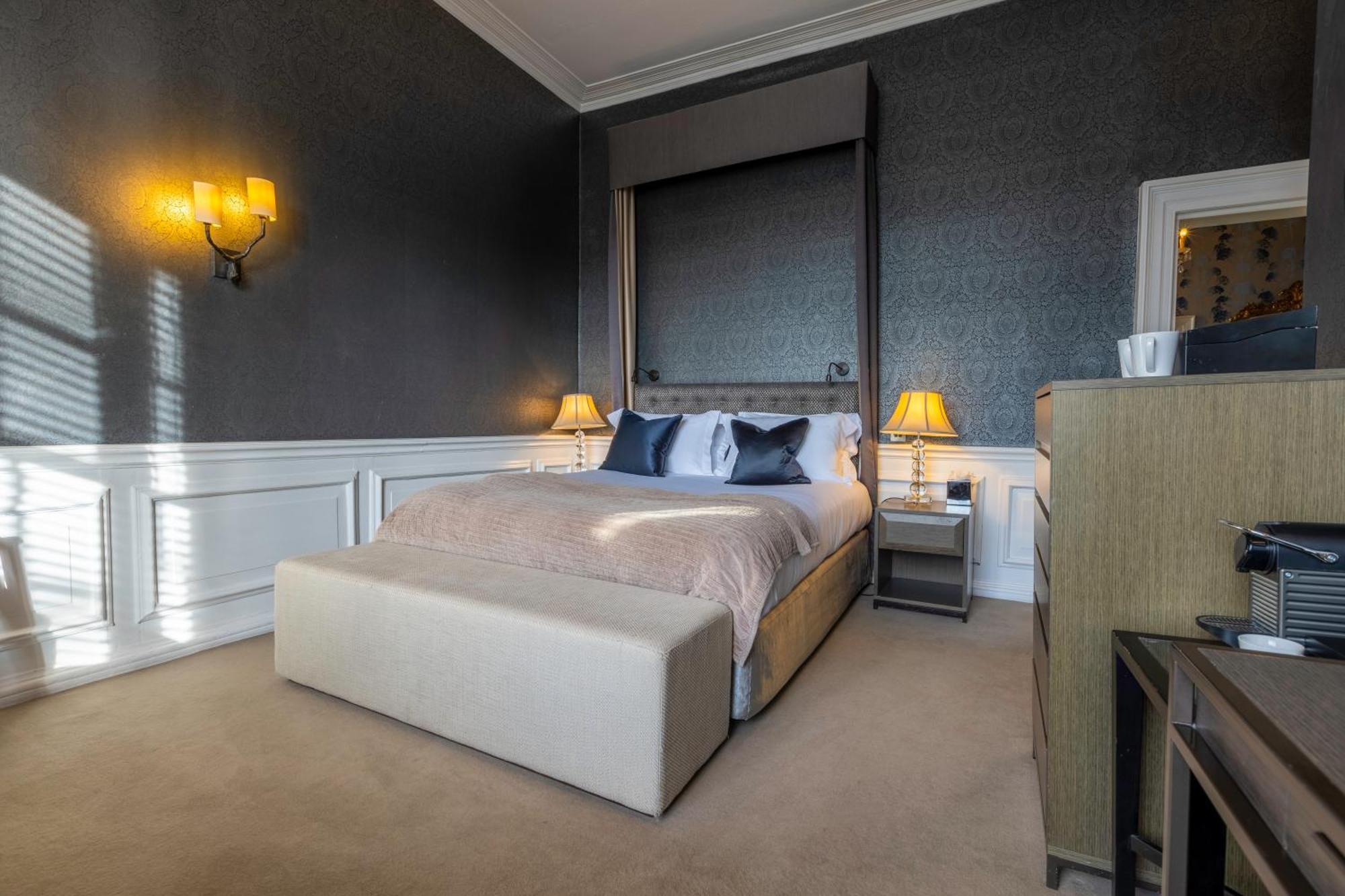 Luxury Double Room-Main House