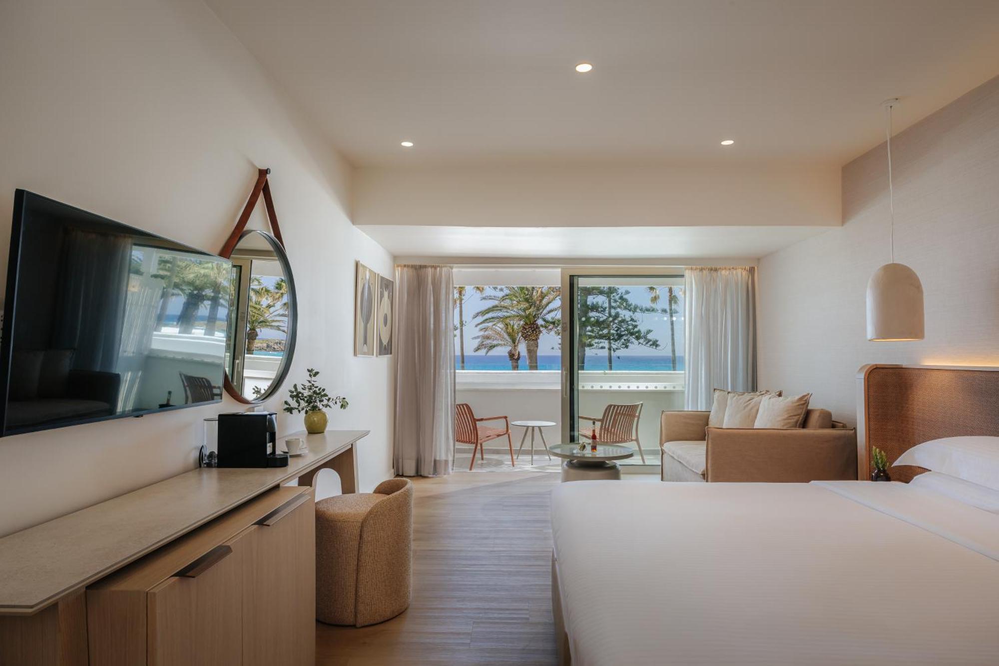 Superior Double or Twin Room Sea View