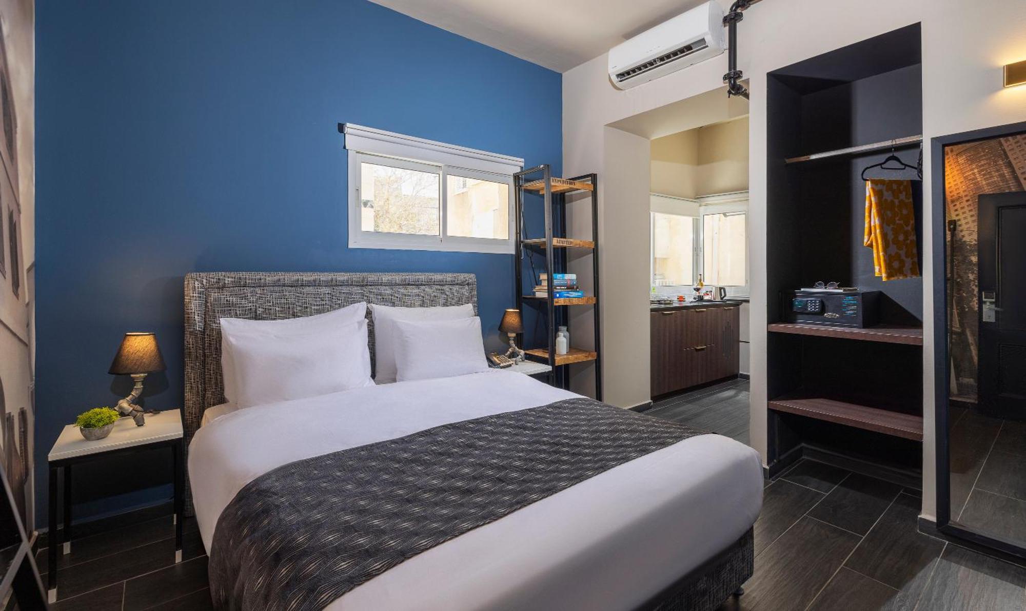 Classic Double Room