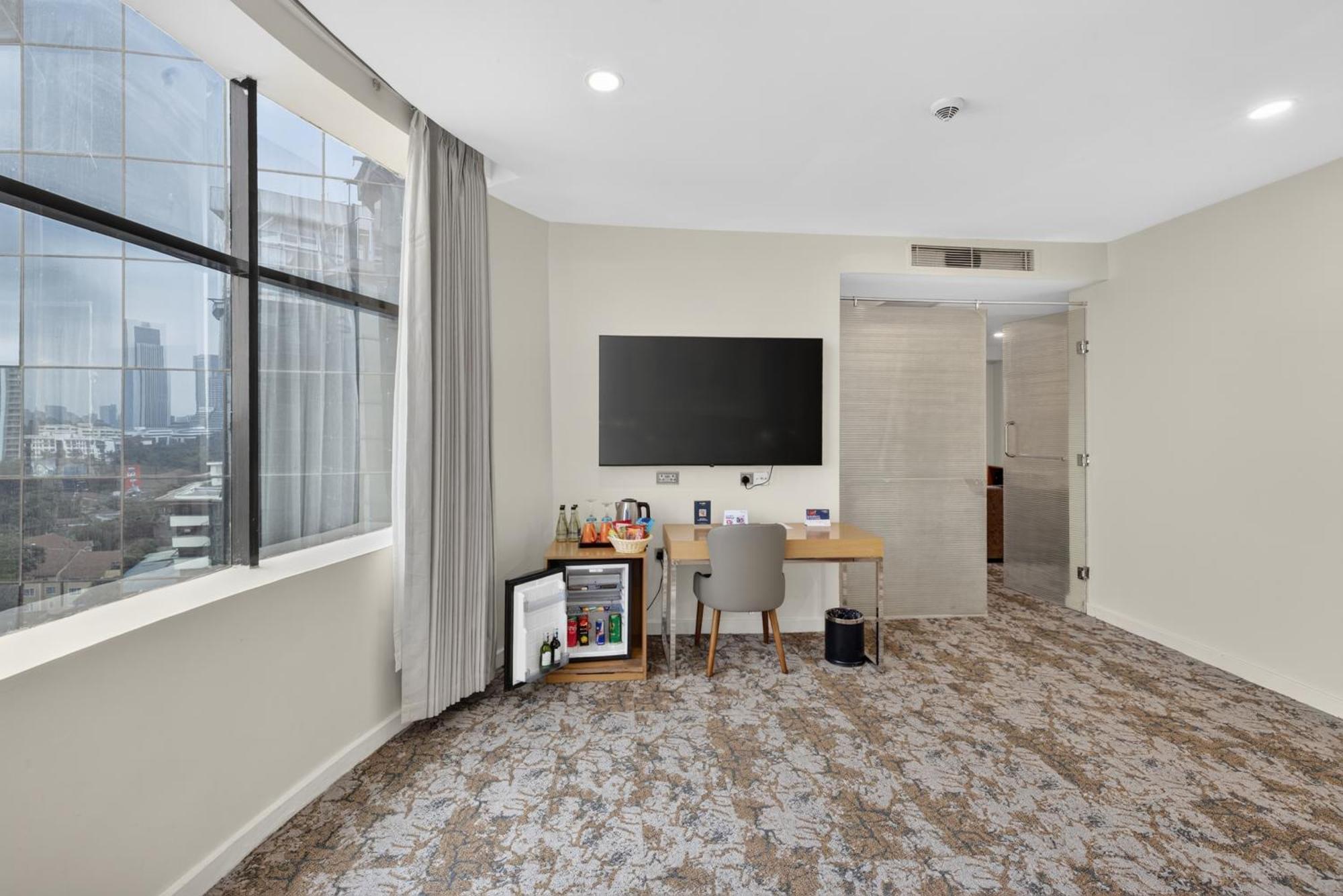 Deluxe Suite