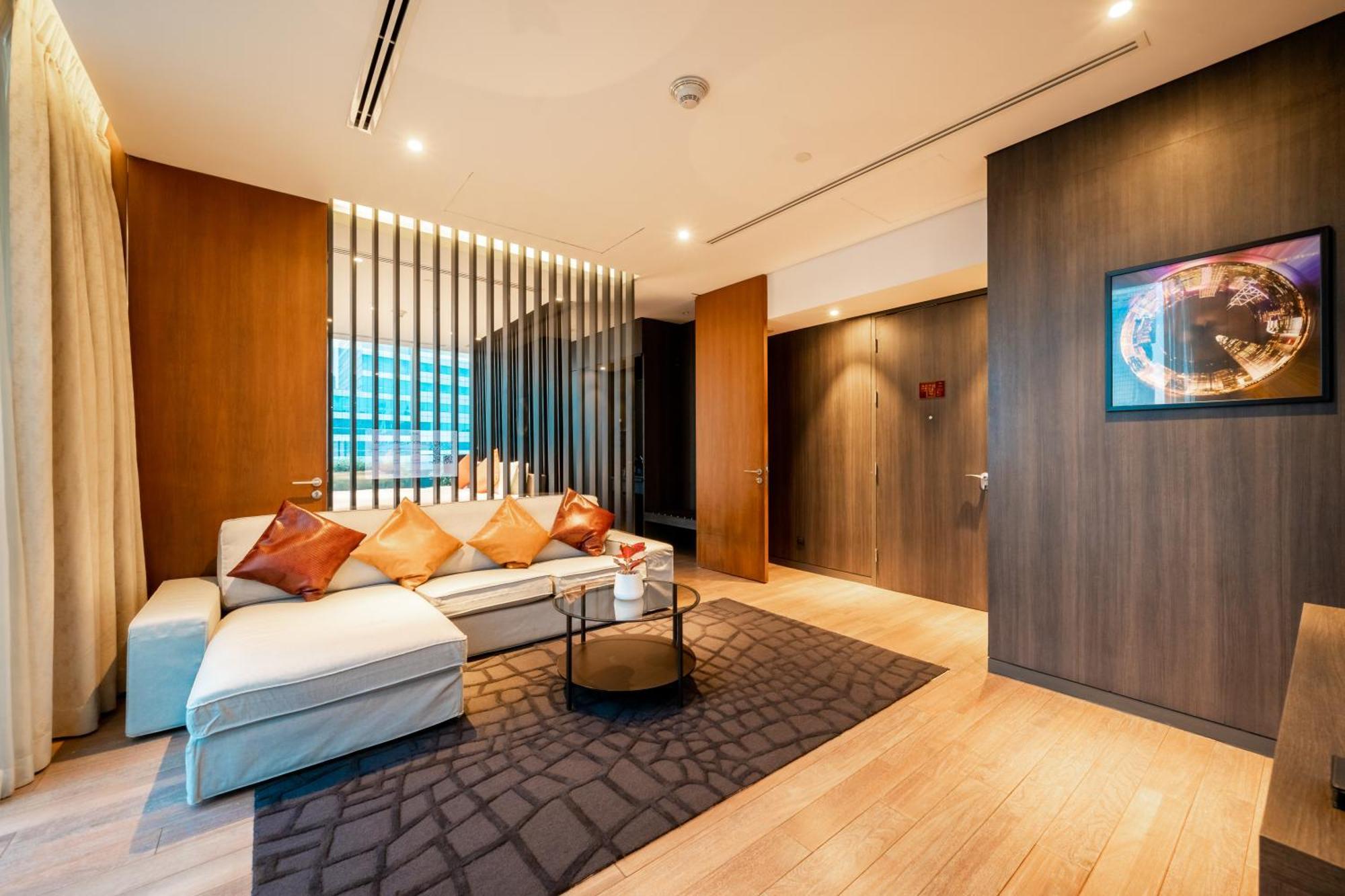 AMARA SUITE Lounge Access Benefits