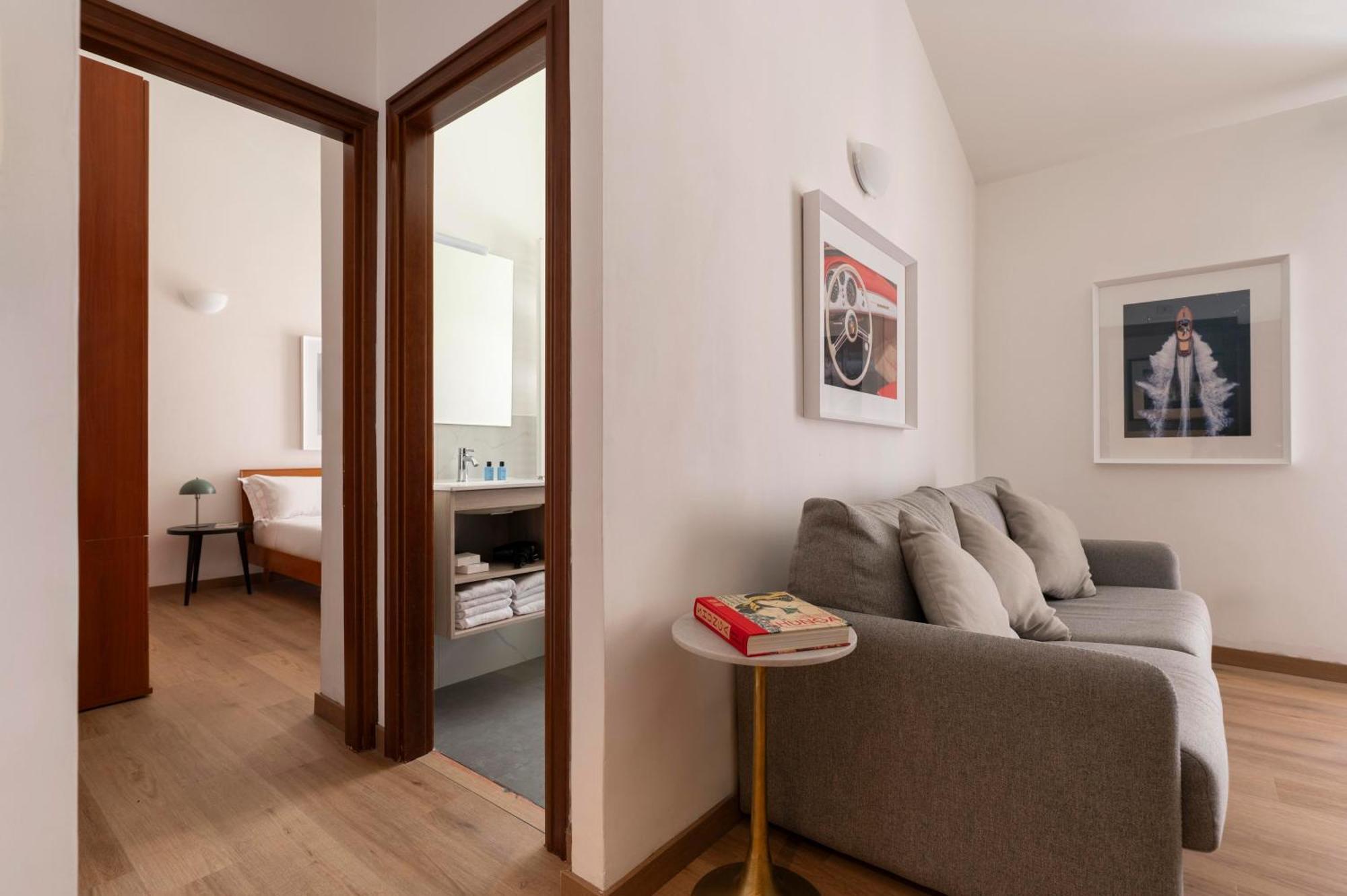 Studio Apartment